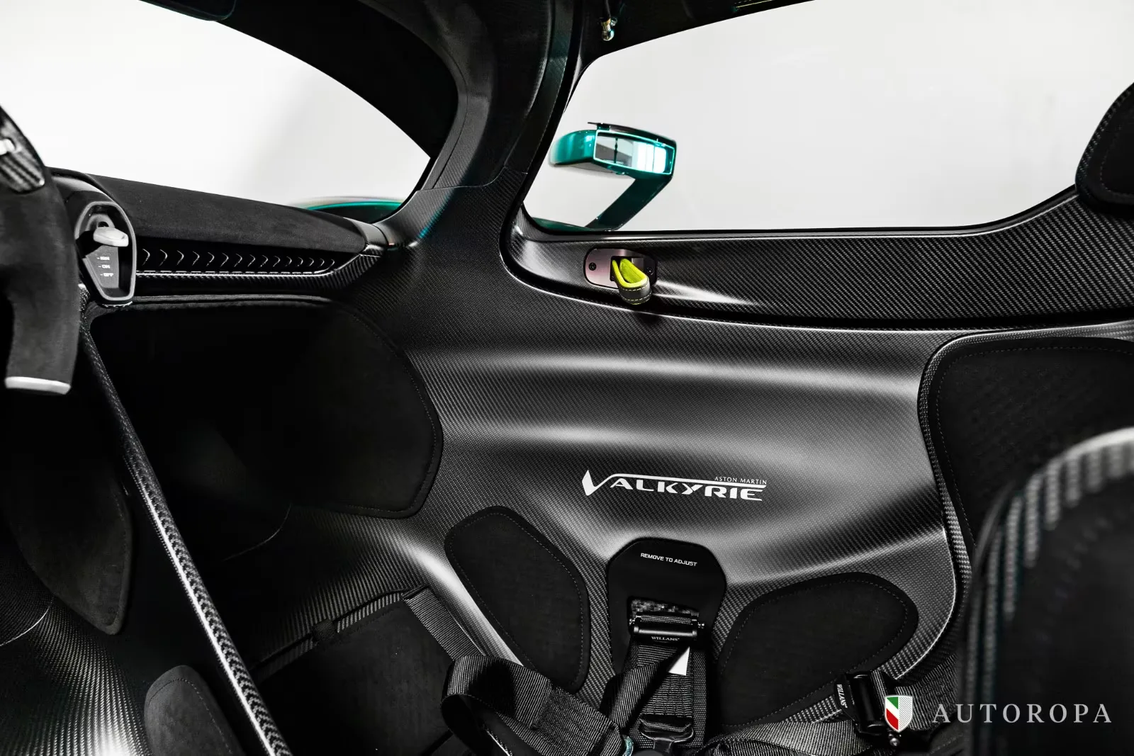 Aston Martin Valkyrie AMR Pro Track Edition