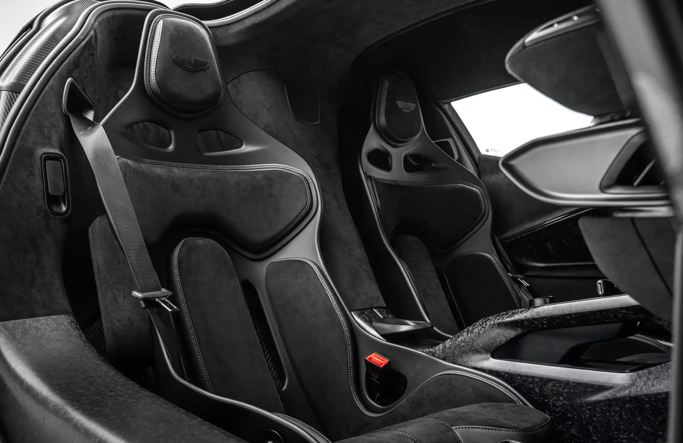 Aston Martin Valhalla 2026
