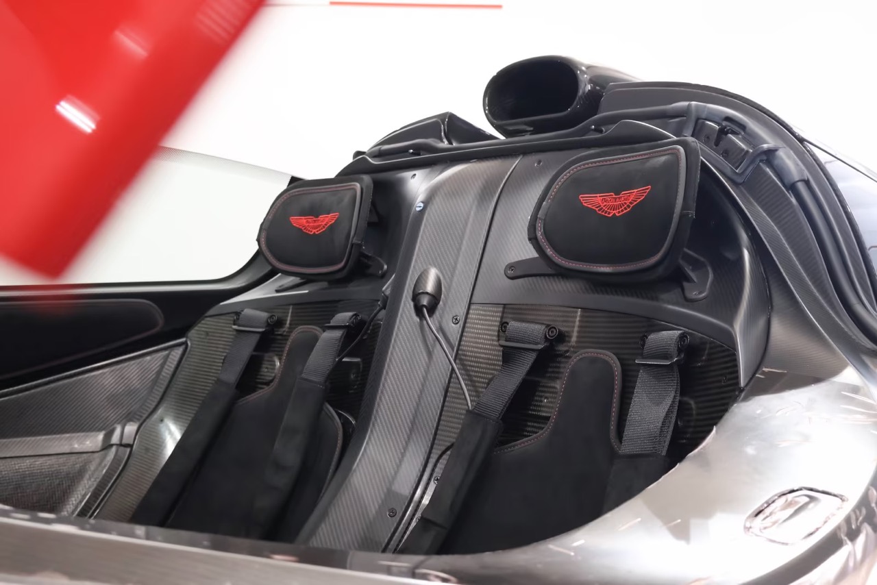 Aston Martin Valkyrie Spider