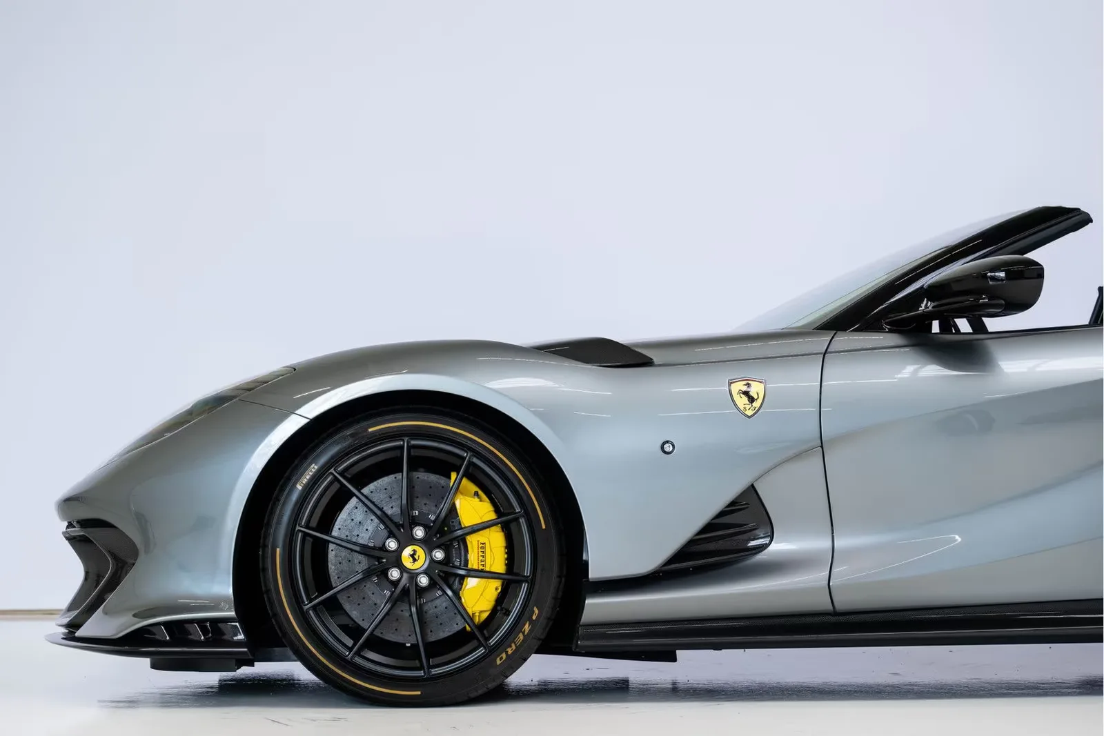 Ferrari 812 Competizione A