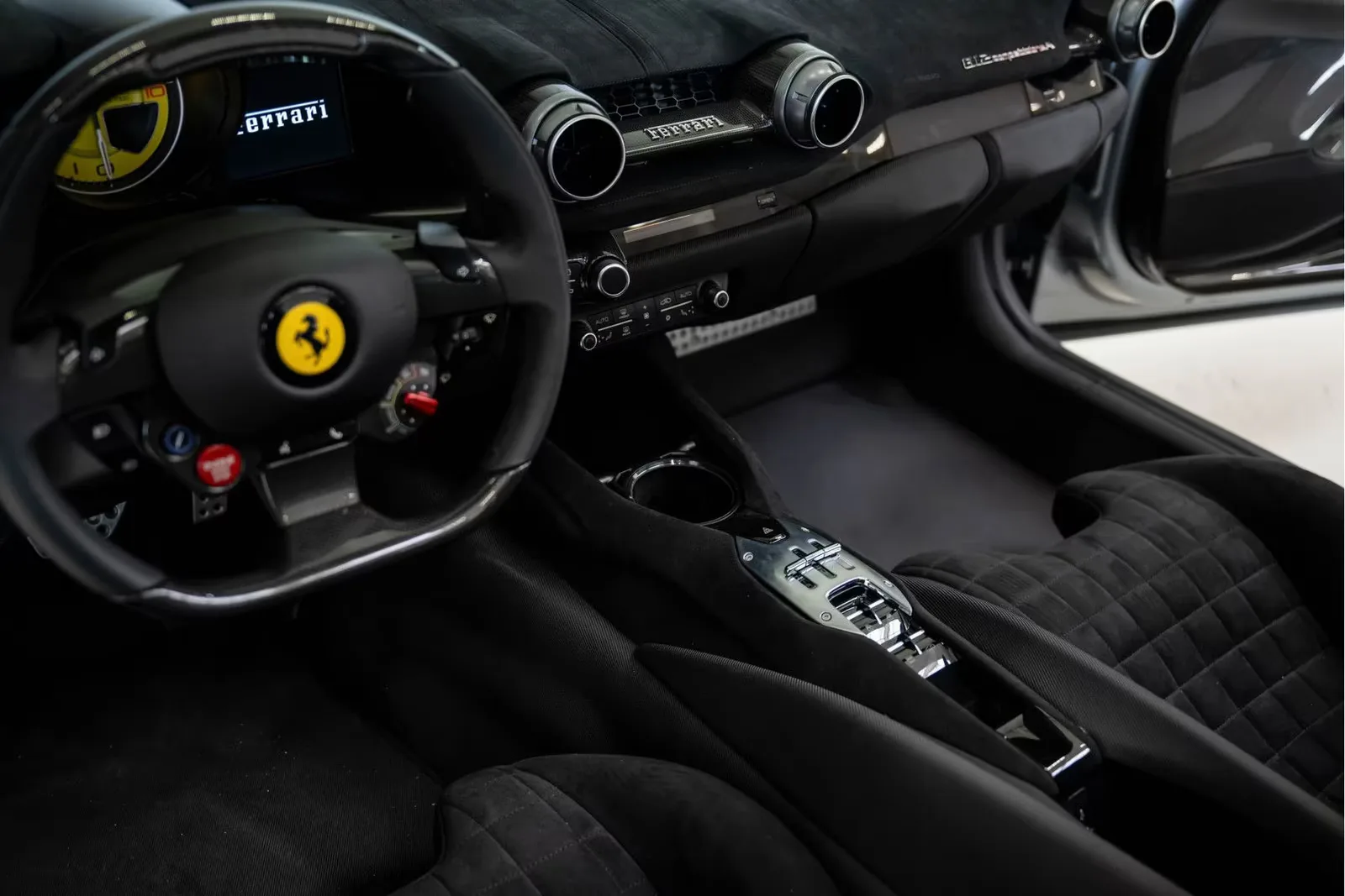 Ferrari 812 Competizione A