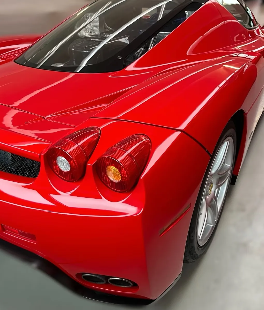 Ferrari Enzo 3