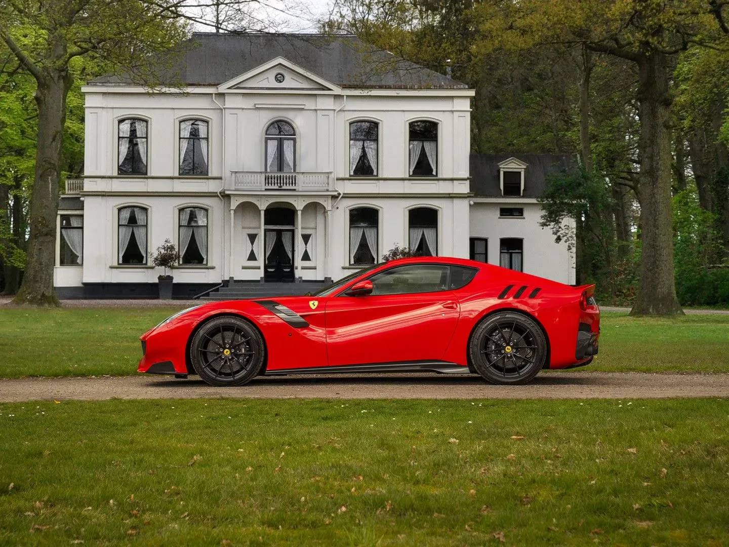 Ferrari F12 TDF-3