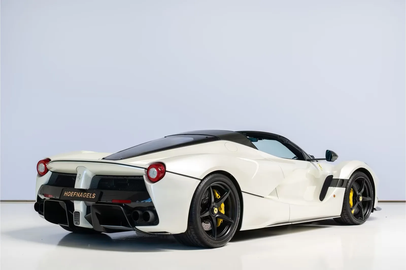 Ferrari LaFerrari Aperta