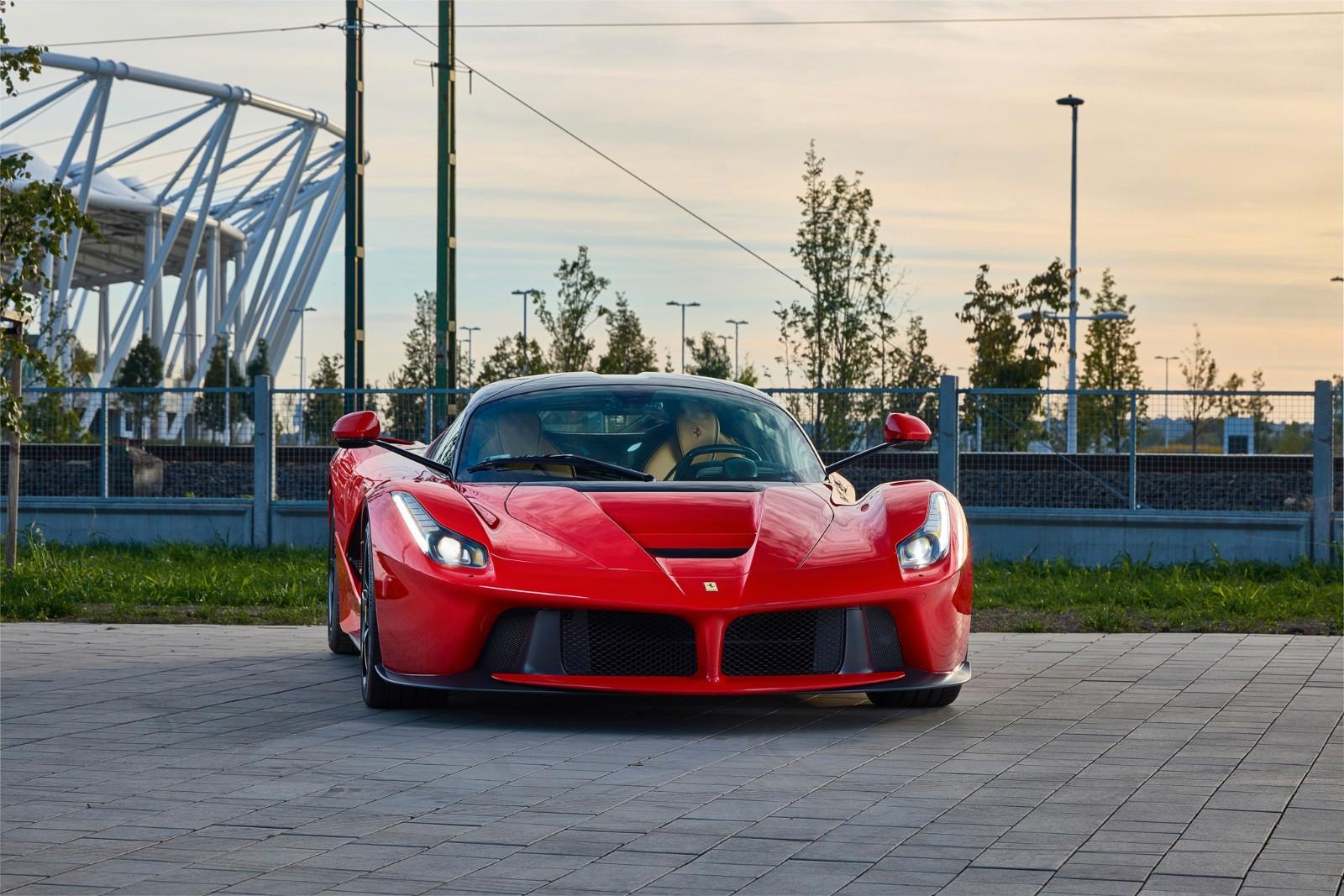 Ferrari LaFerrari for sale — Rosso Corsa
