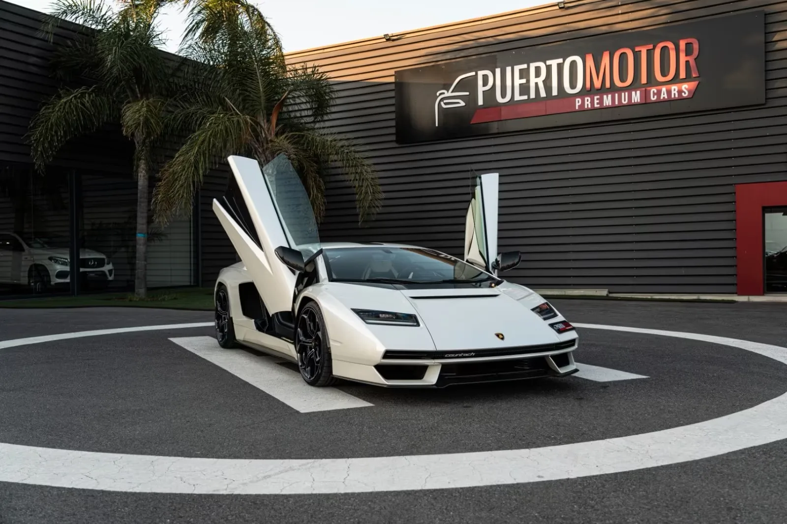 Lamborghini Countach LPI 800-4 for sale
