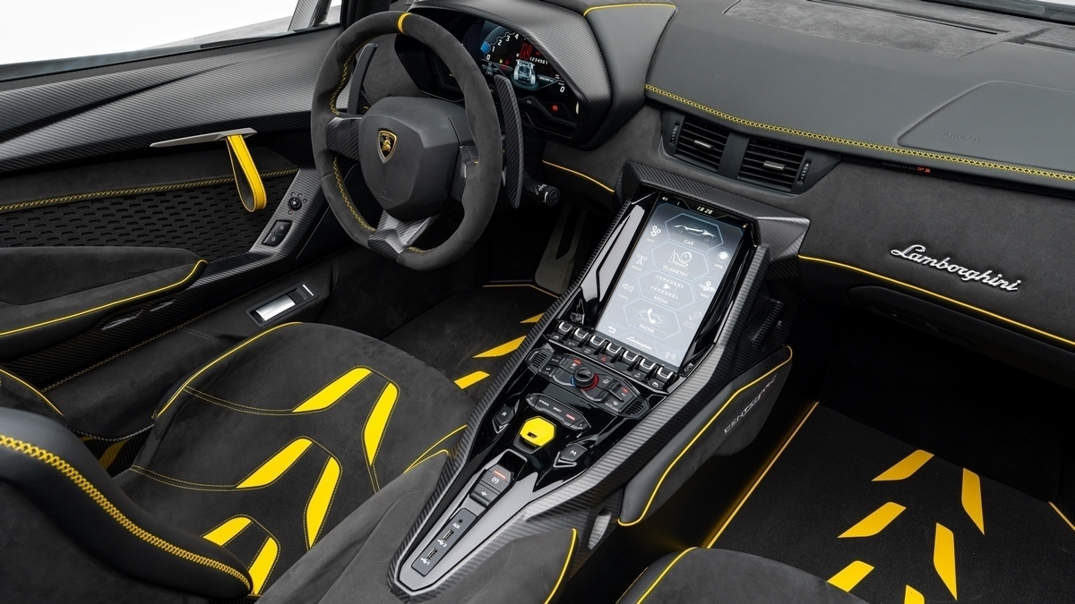 Lamborghini Centenario Roadster Unit II For Sale — HYPERLUXE