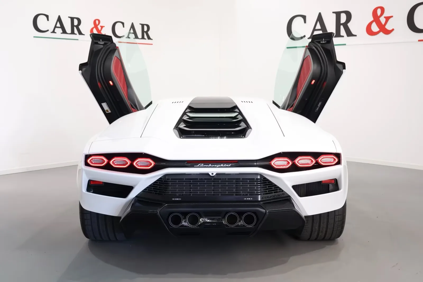 Lamborghini Countach LPI 800-4