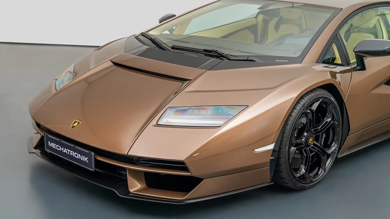 Lamborghini Countach LPI 800-4 For Sale — HYPERLUXE