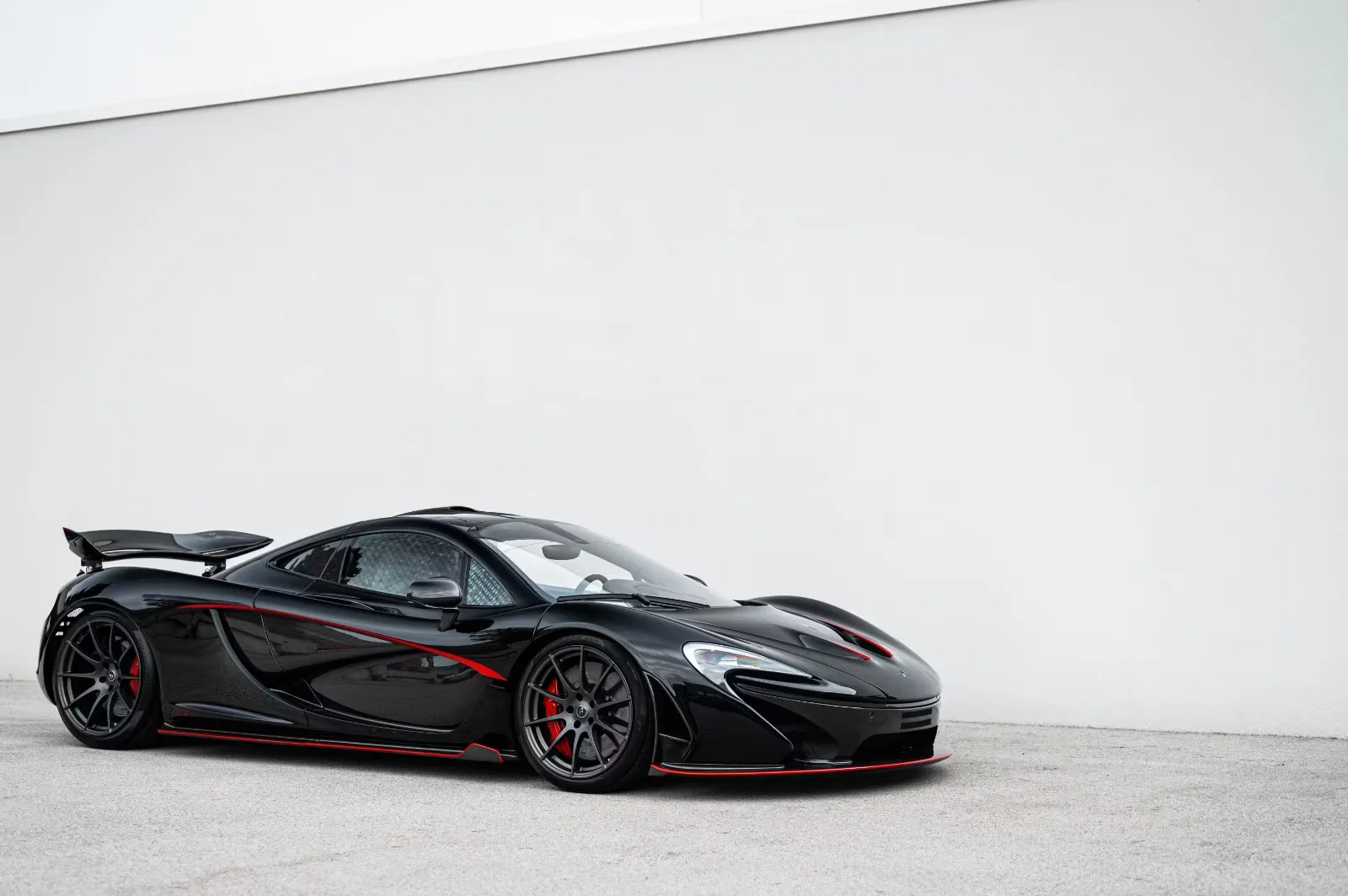 McLaren P1
