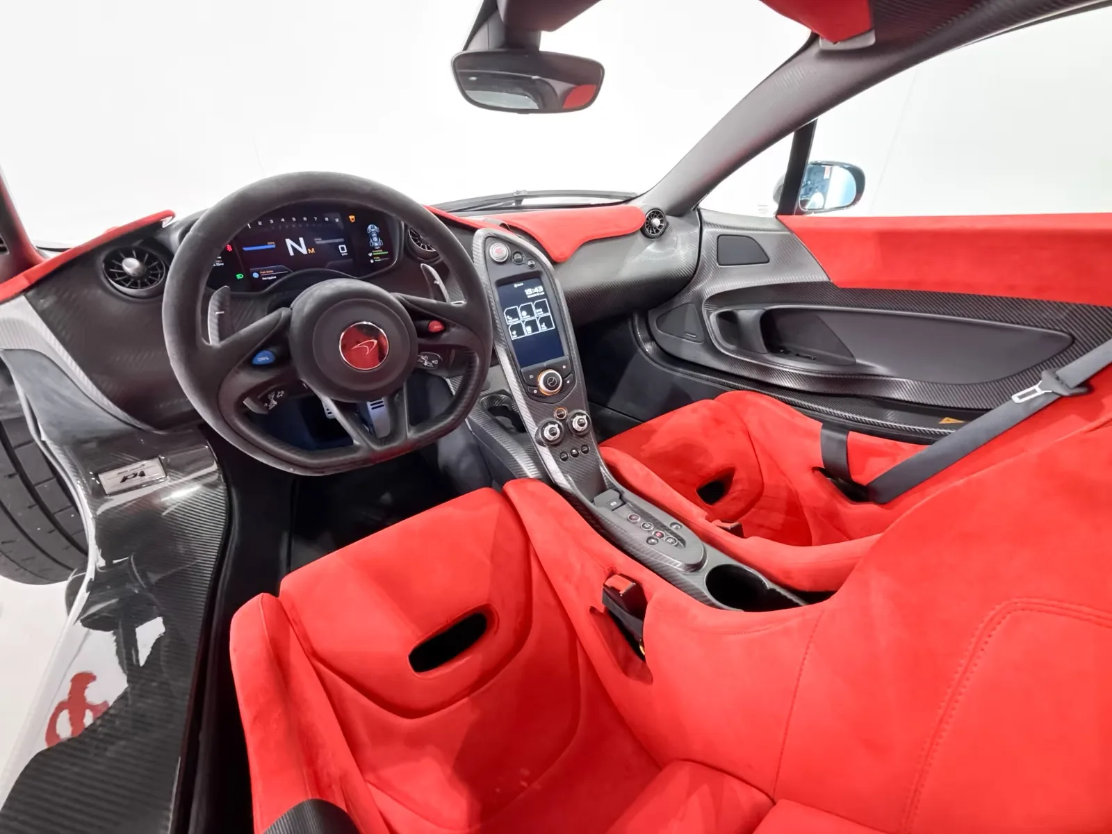 McLaren P1