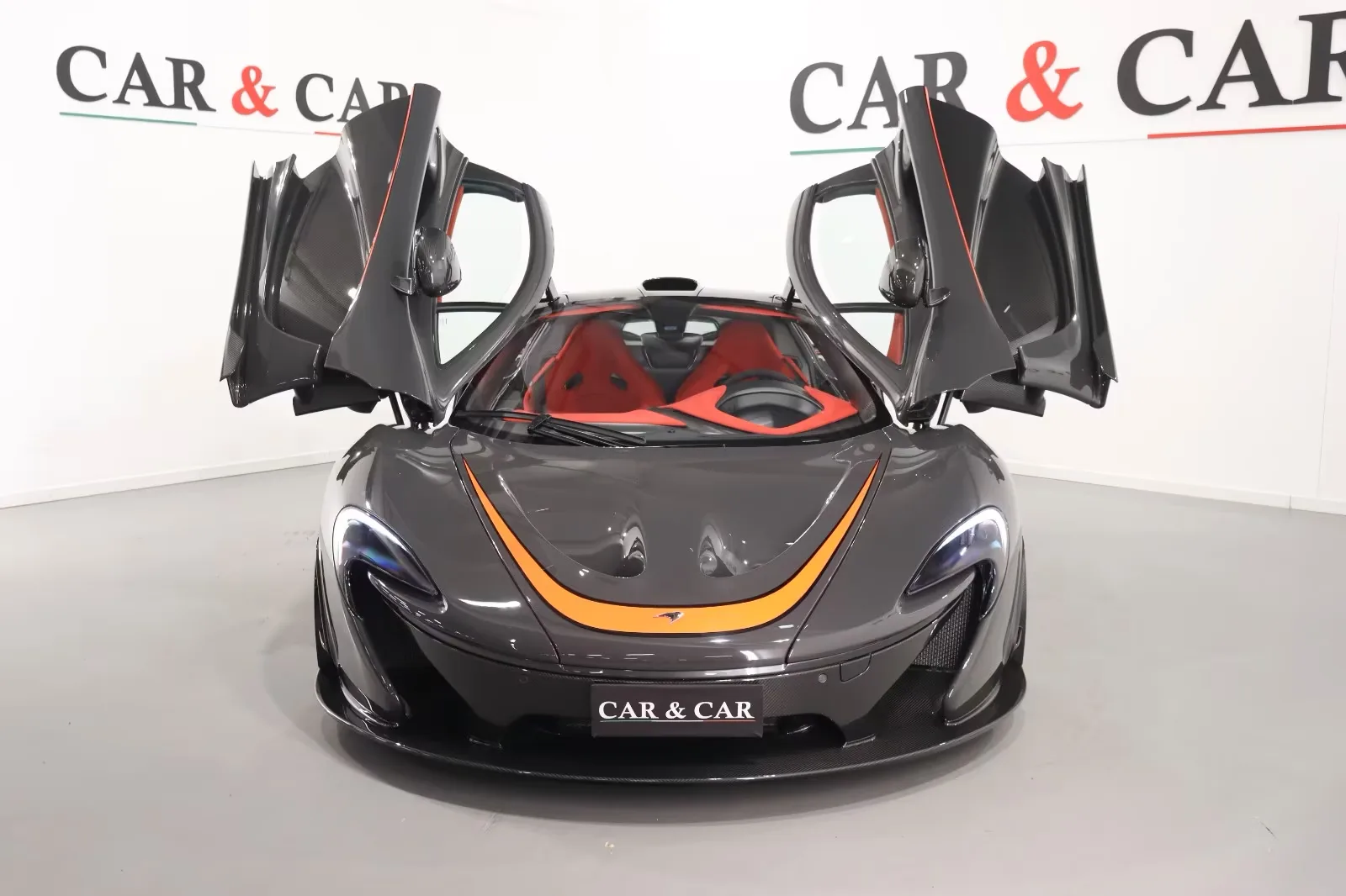 McLaren P1