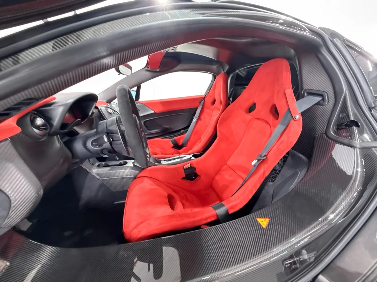 McLaren P1