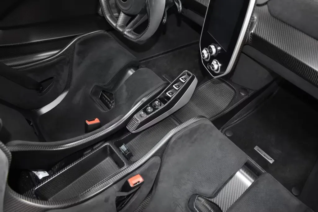 McLaren Senna