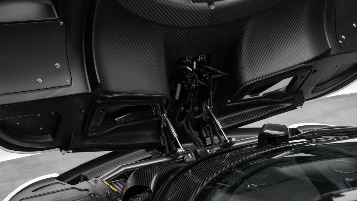 Pagani Huayra Roadster BC