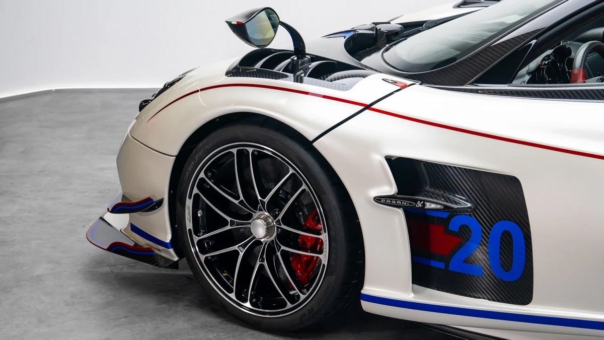 Pagani Huayra Roadster BC