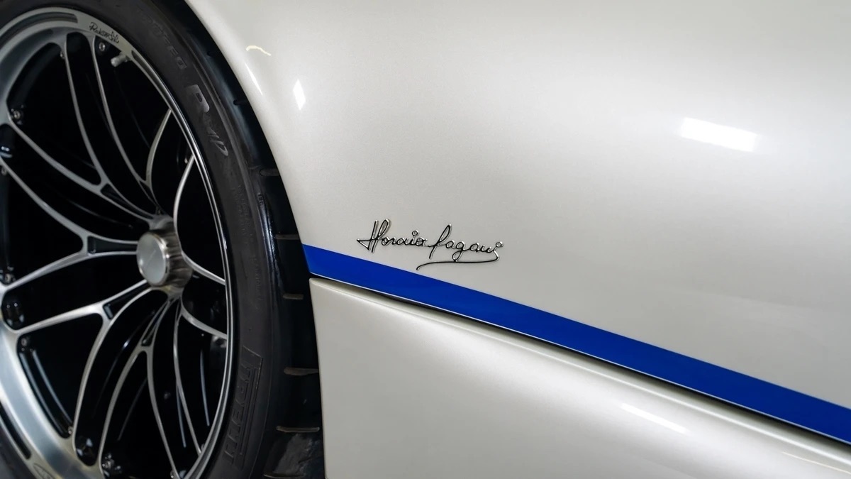 Pagani Huayra Roadster BC