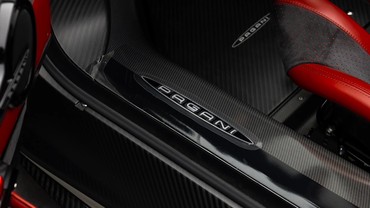 Pagani Huayra Roadster BC