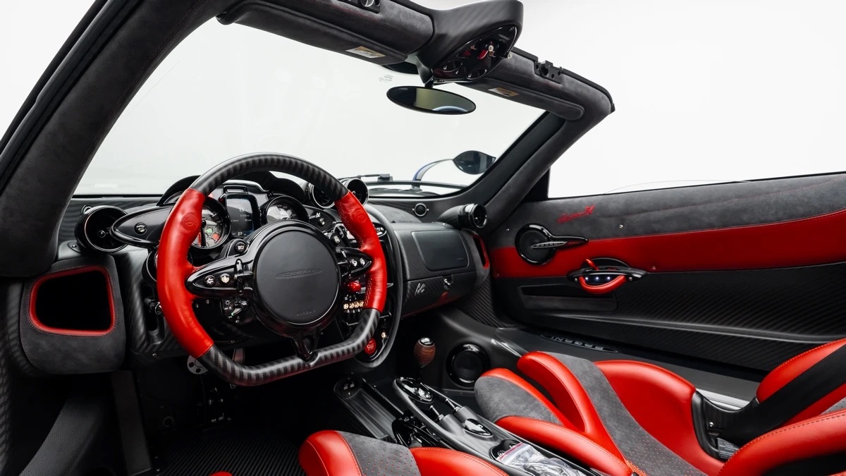 Pagani Huayra Roadster BC