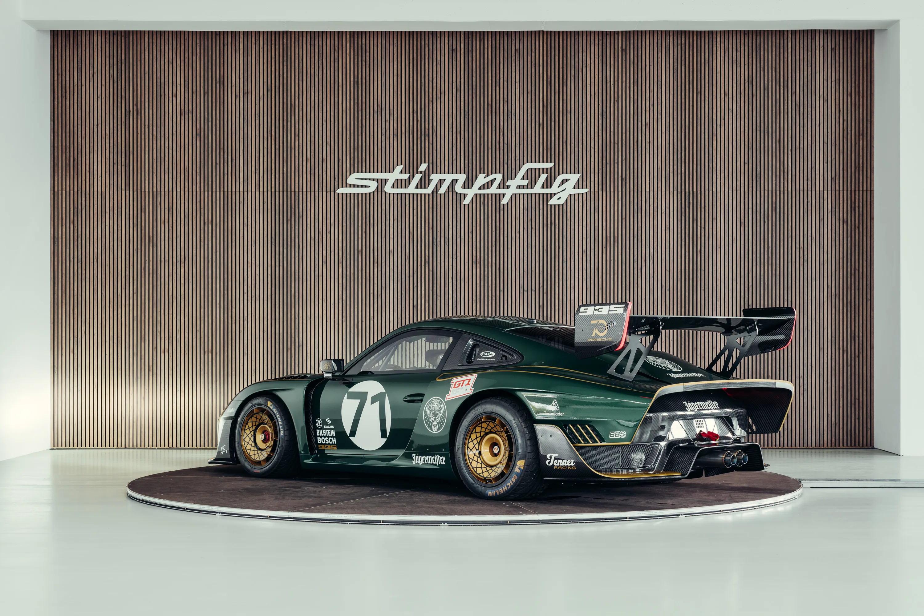 Porsche 935