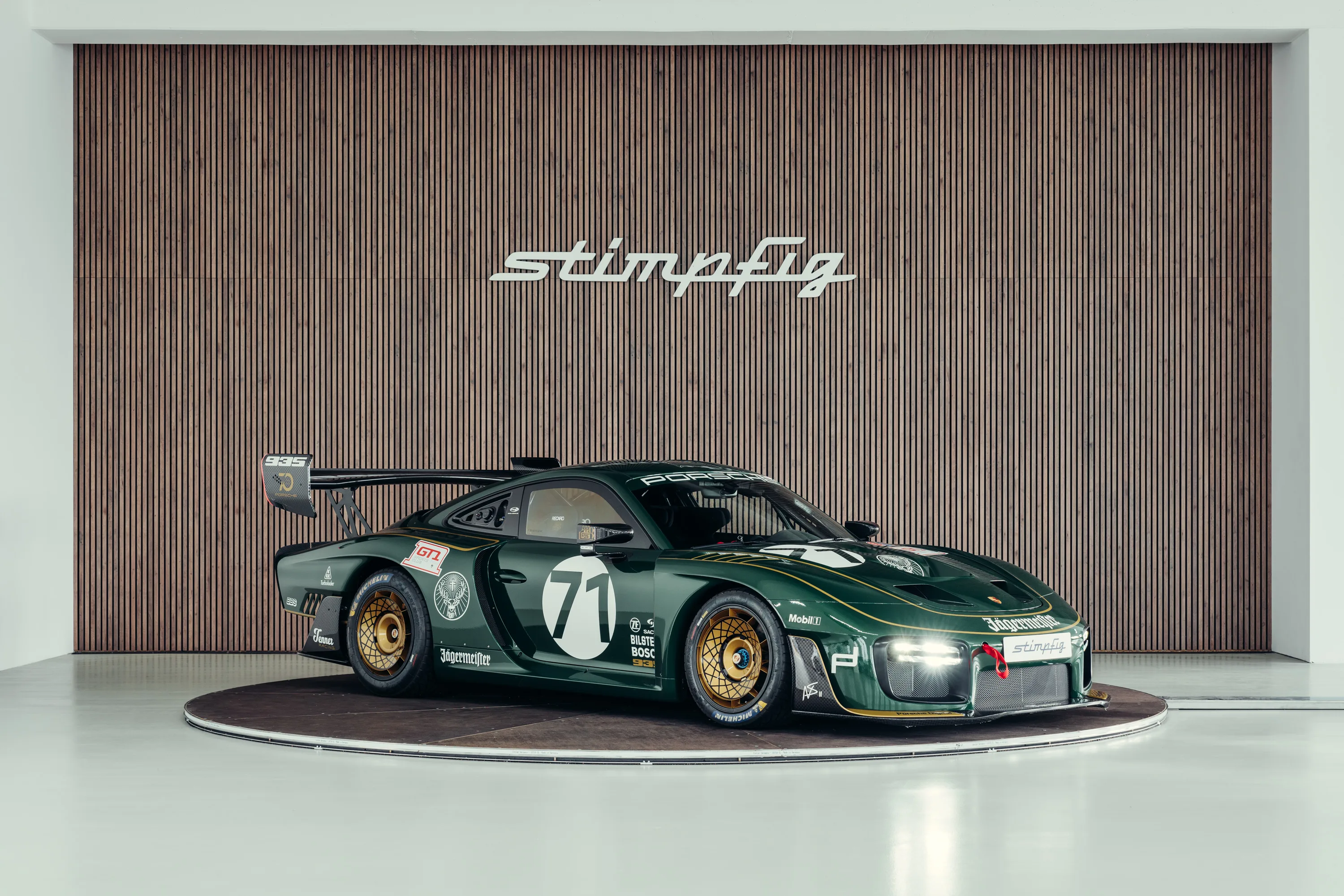 Porsche 935
