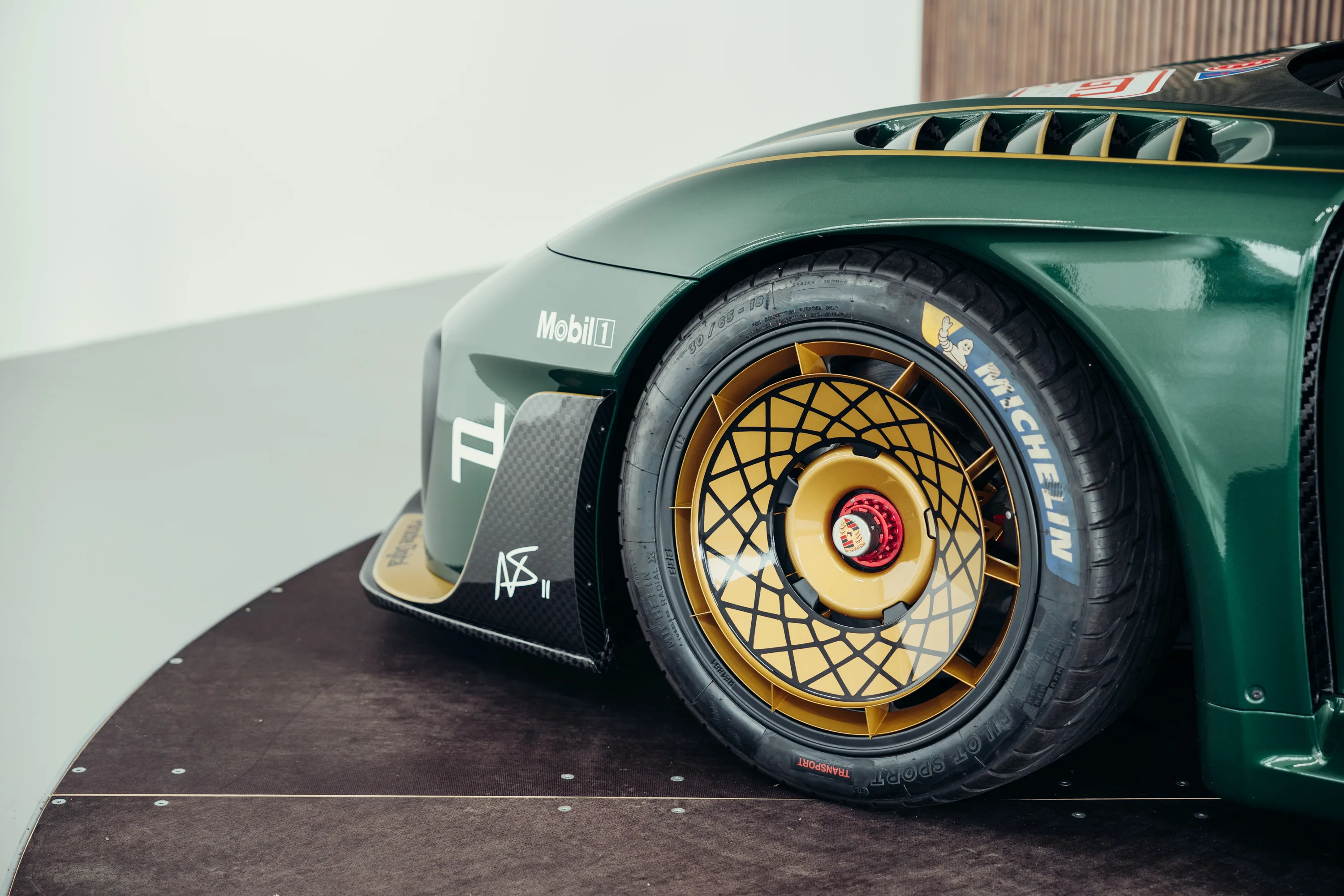 Porsche 935