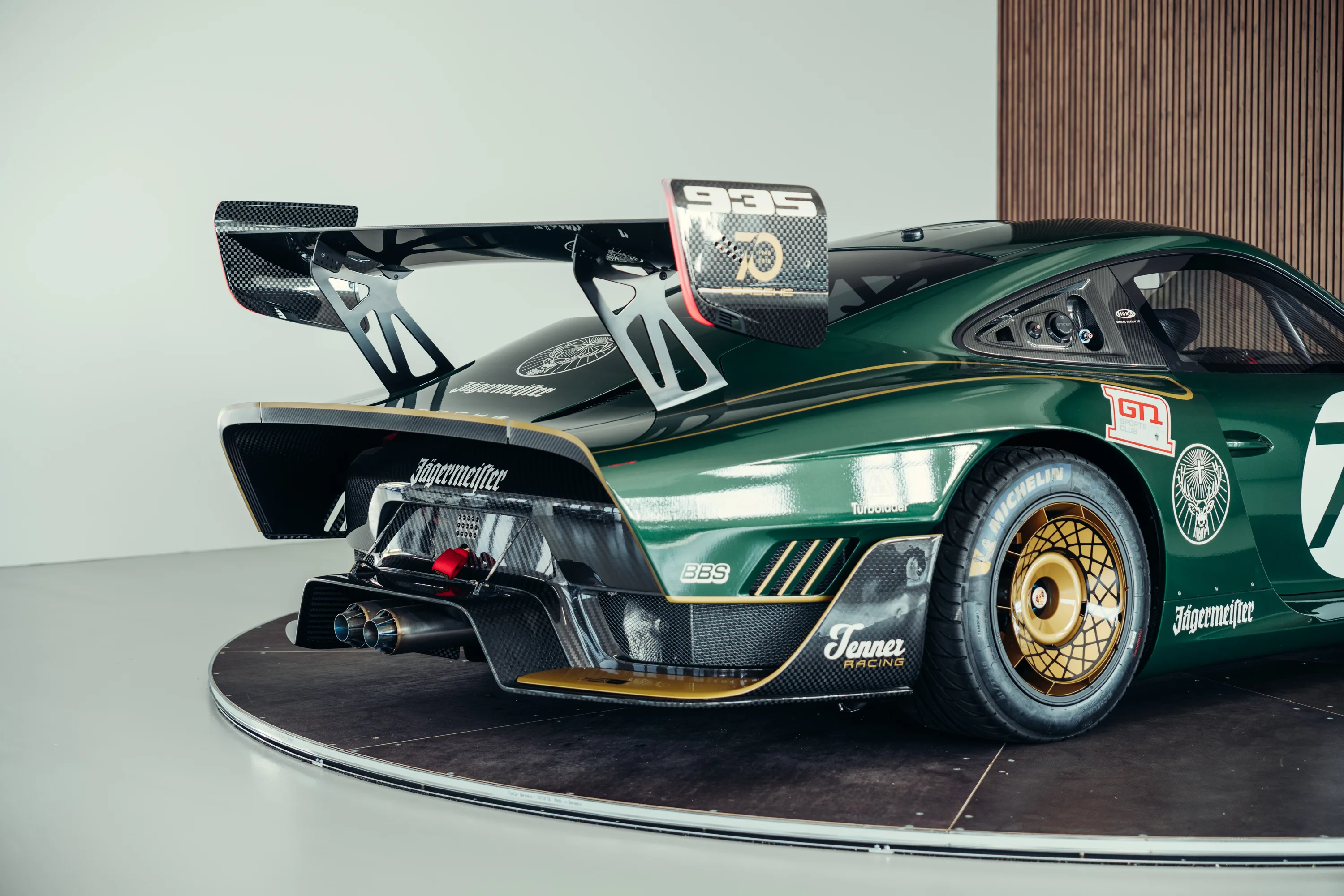 Porsche 935