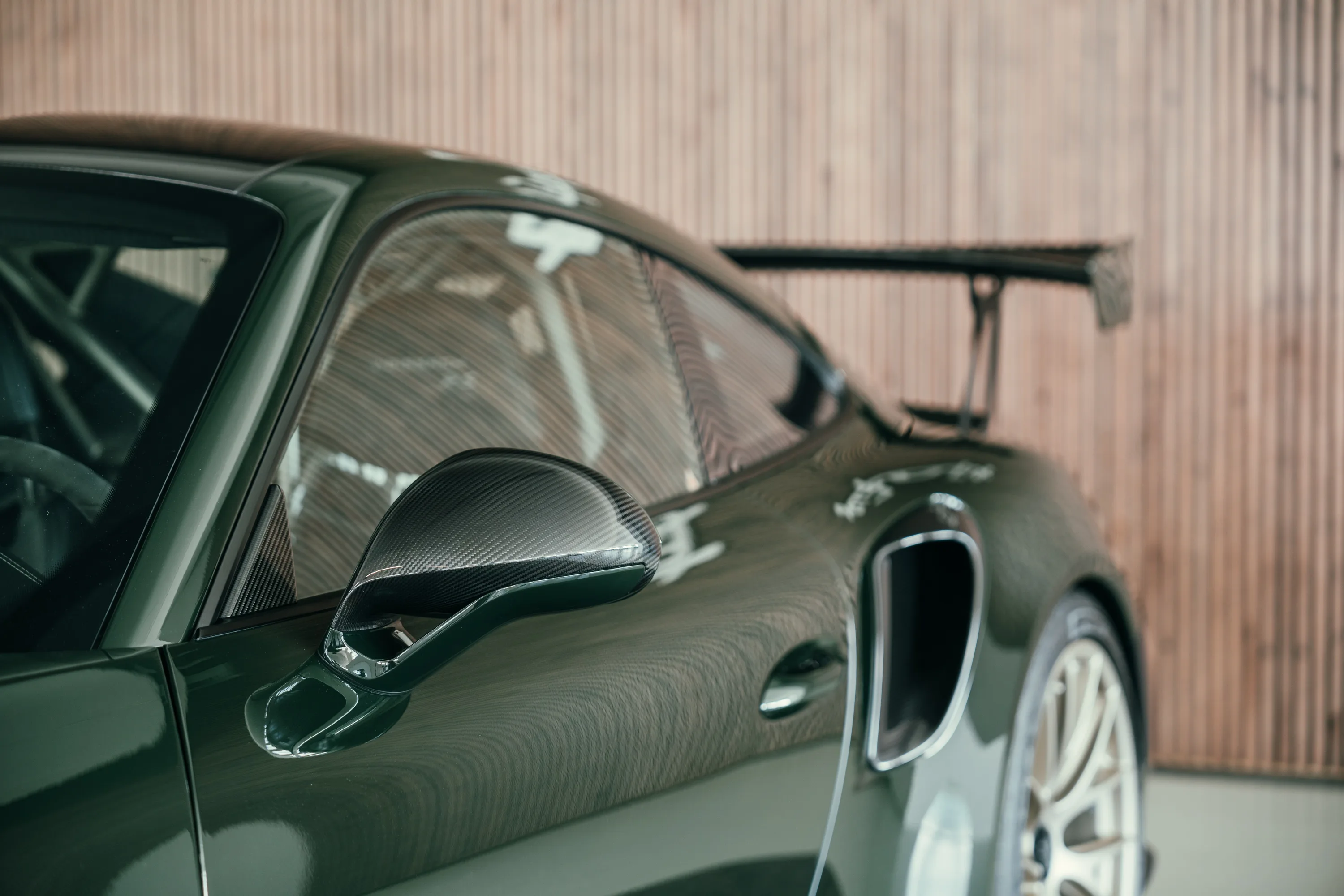 Porsche 911 GT2 RS