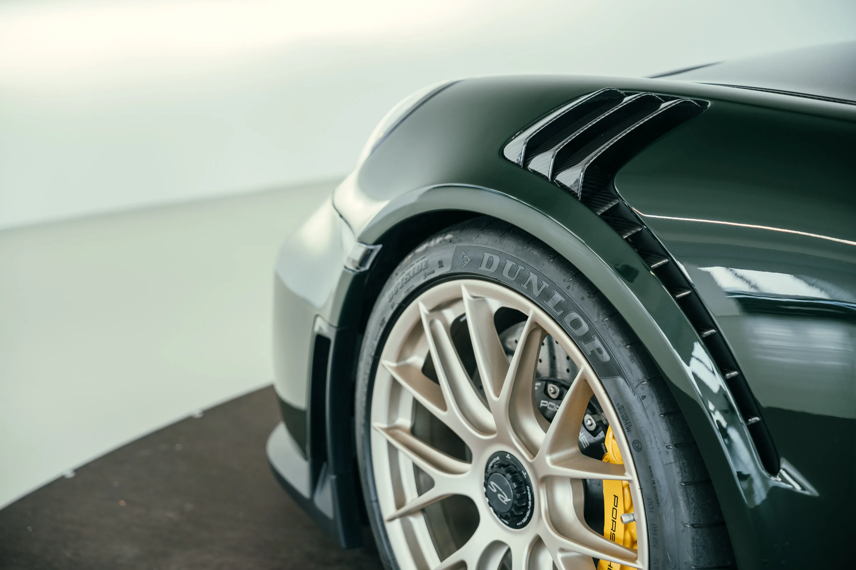 Porsche 911 GT2 RS