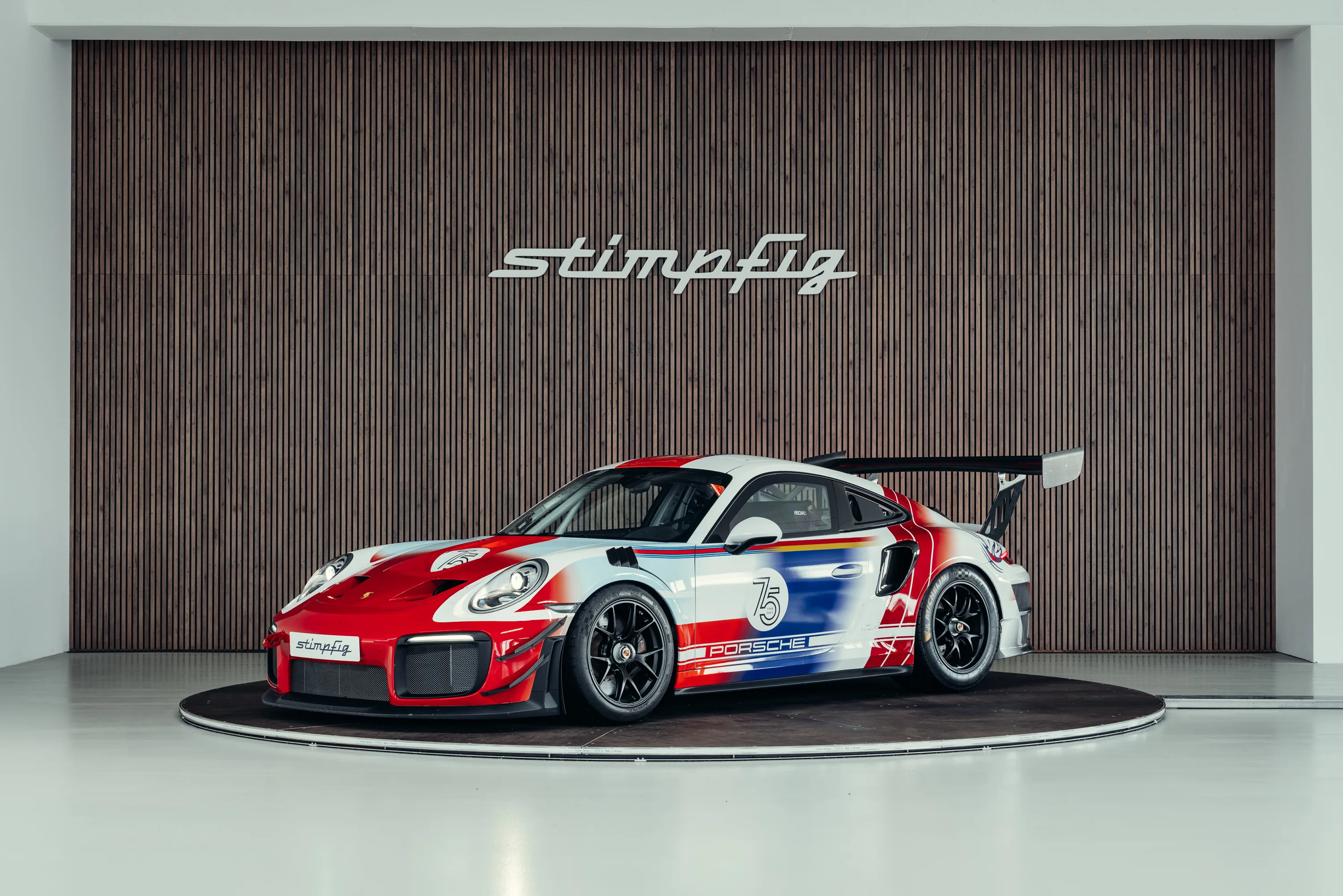 Porsche 911 GT2 RS Clubsport For Sale - HYPERLUXE