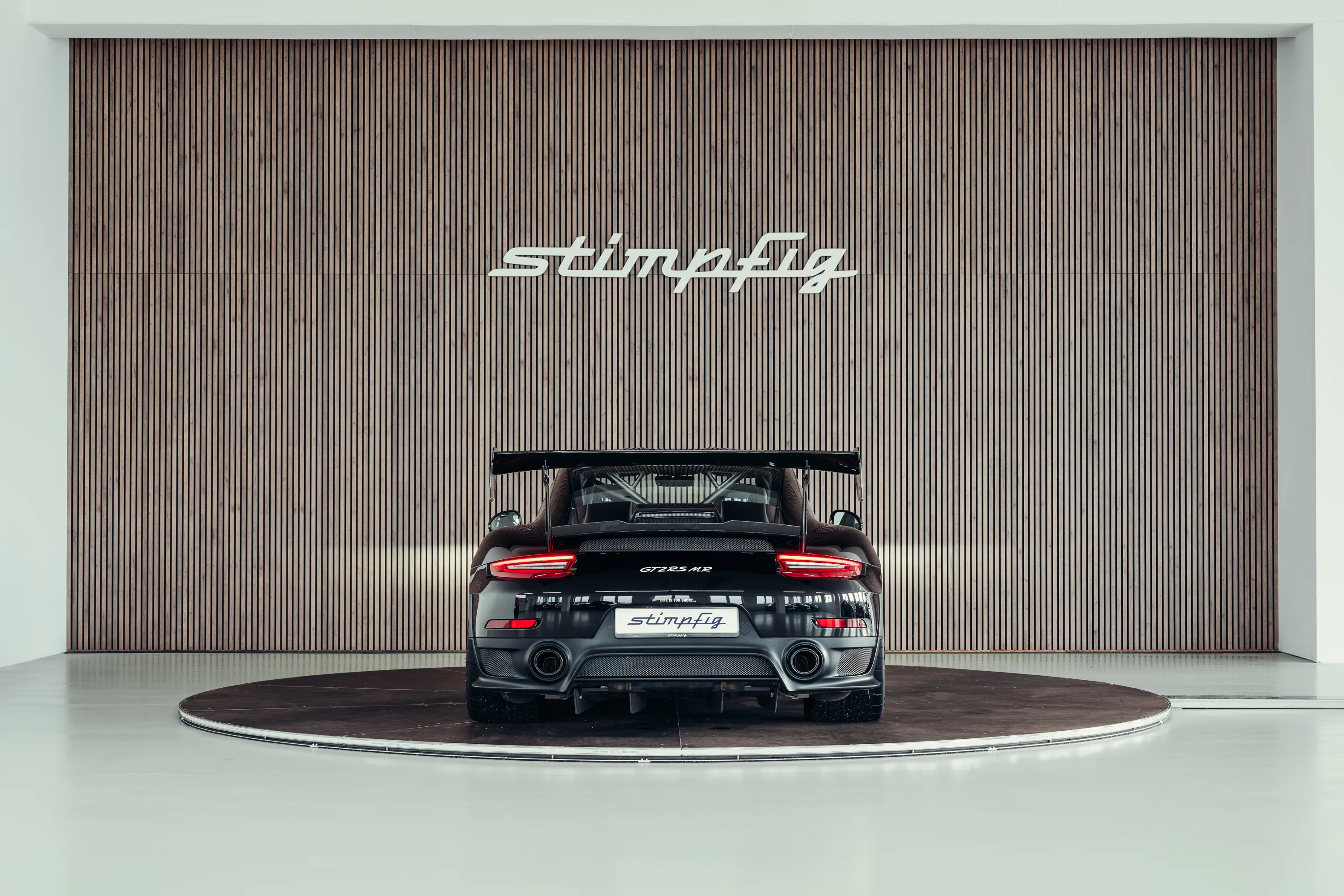 Porsche 911 GT2 RS
