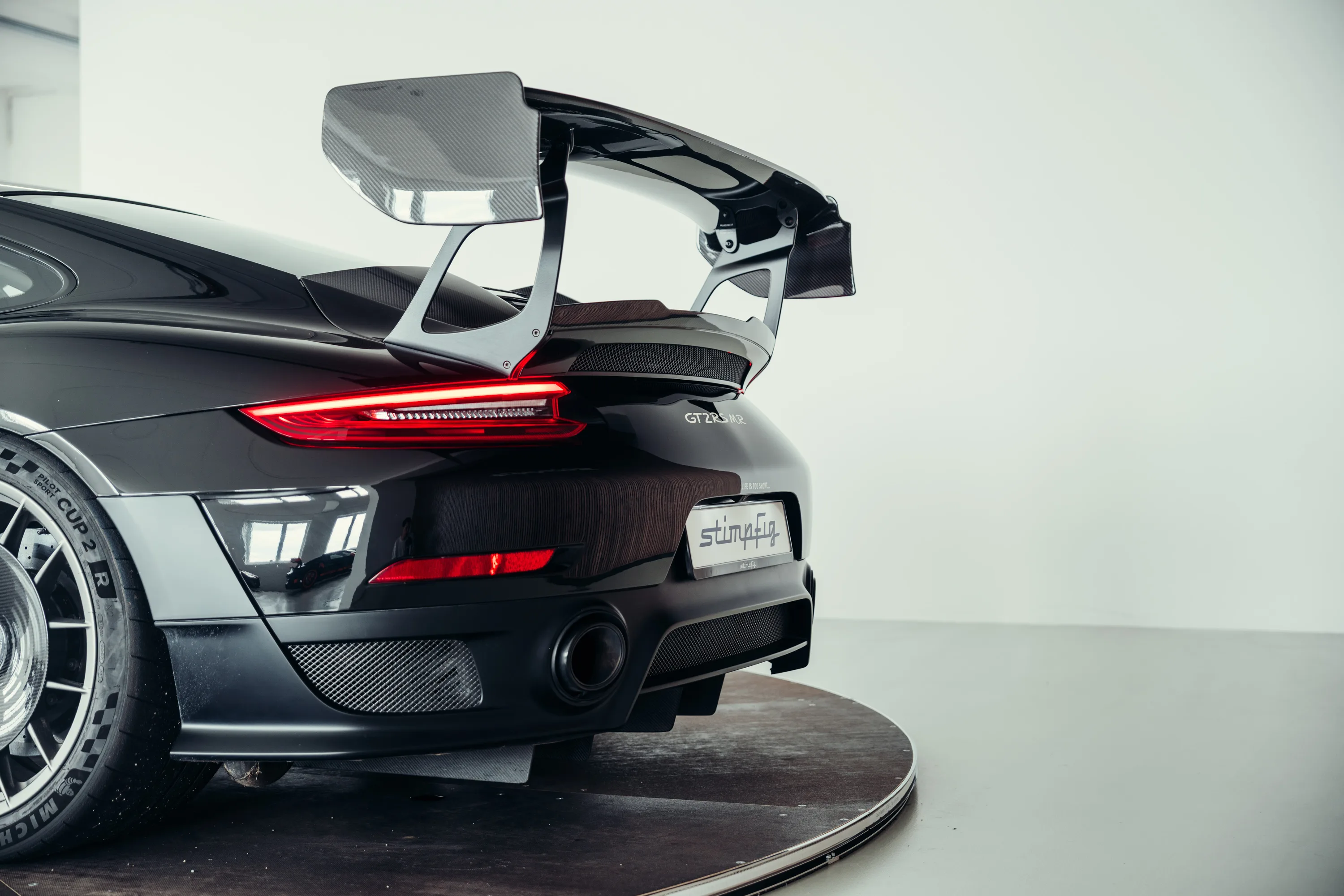 Porsche 911 GT2 RS