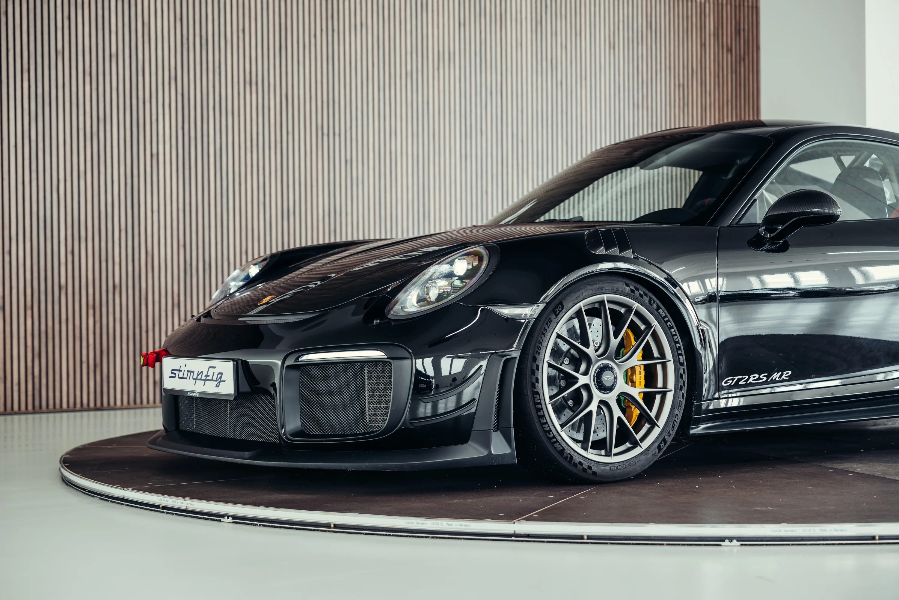 Porsche 911 GT2 RS