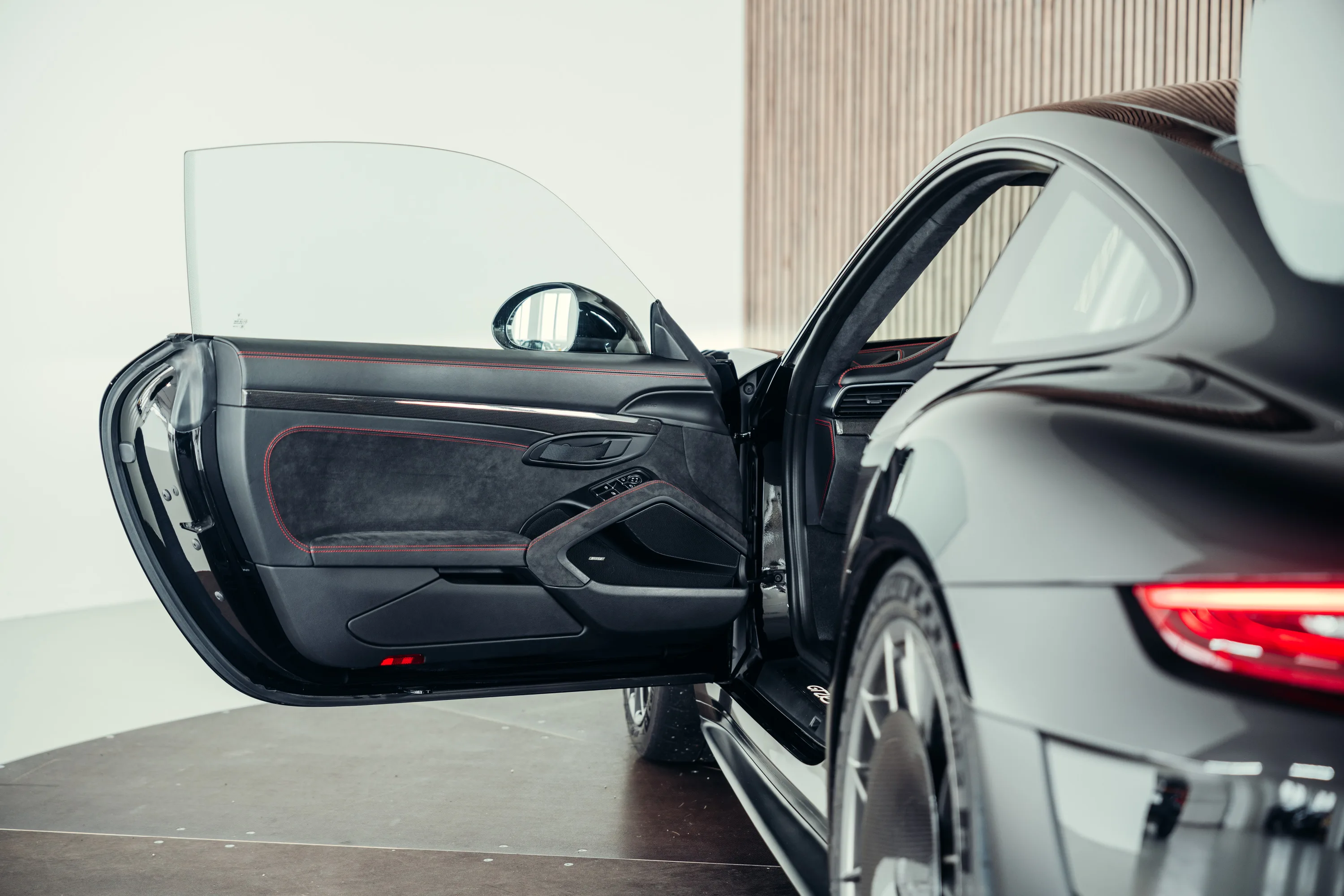 Porsche 911 GT2 RS