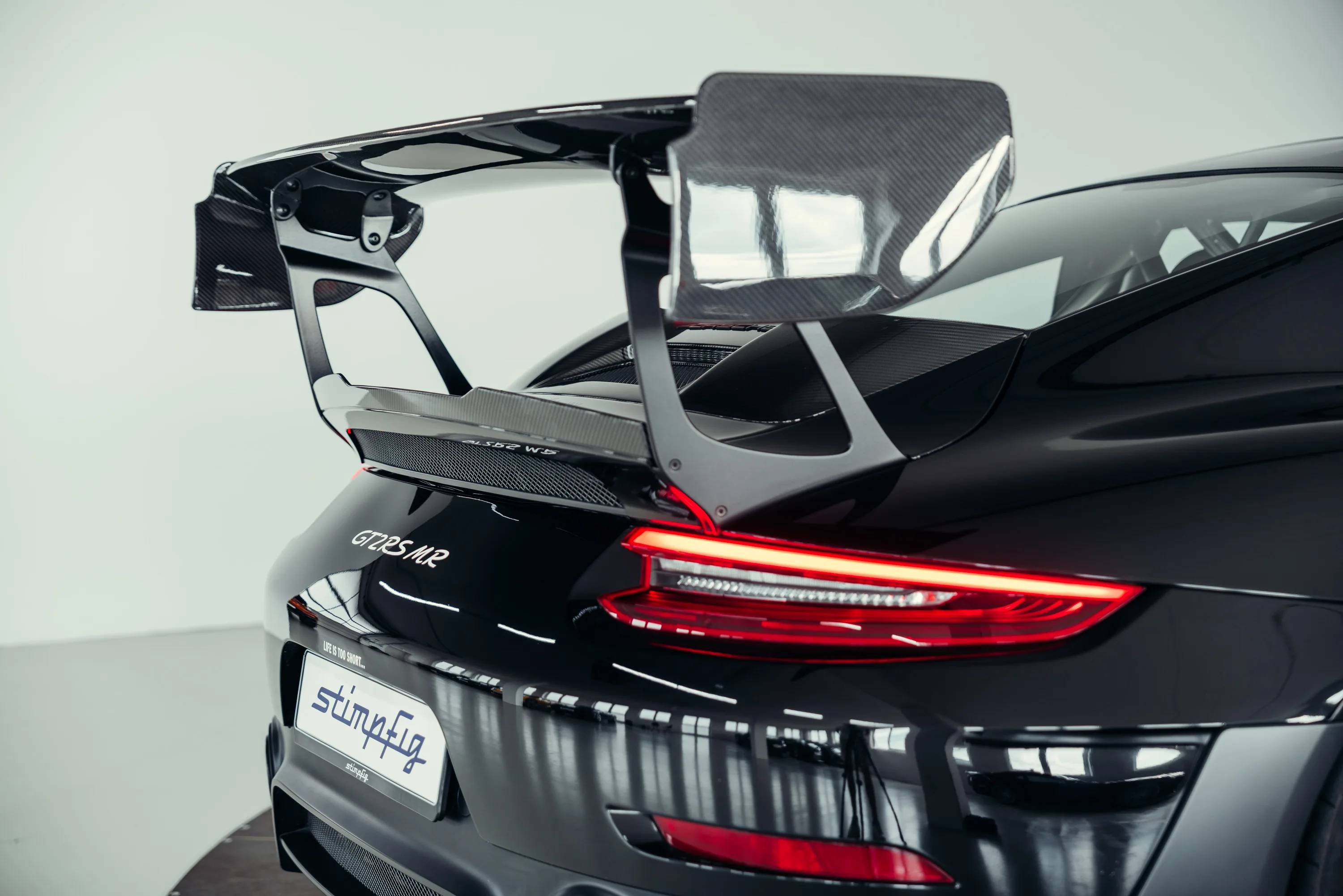 Porsche 911 GT2 RS