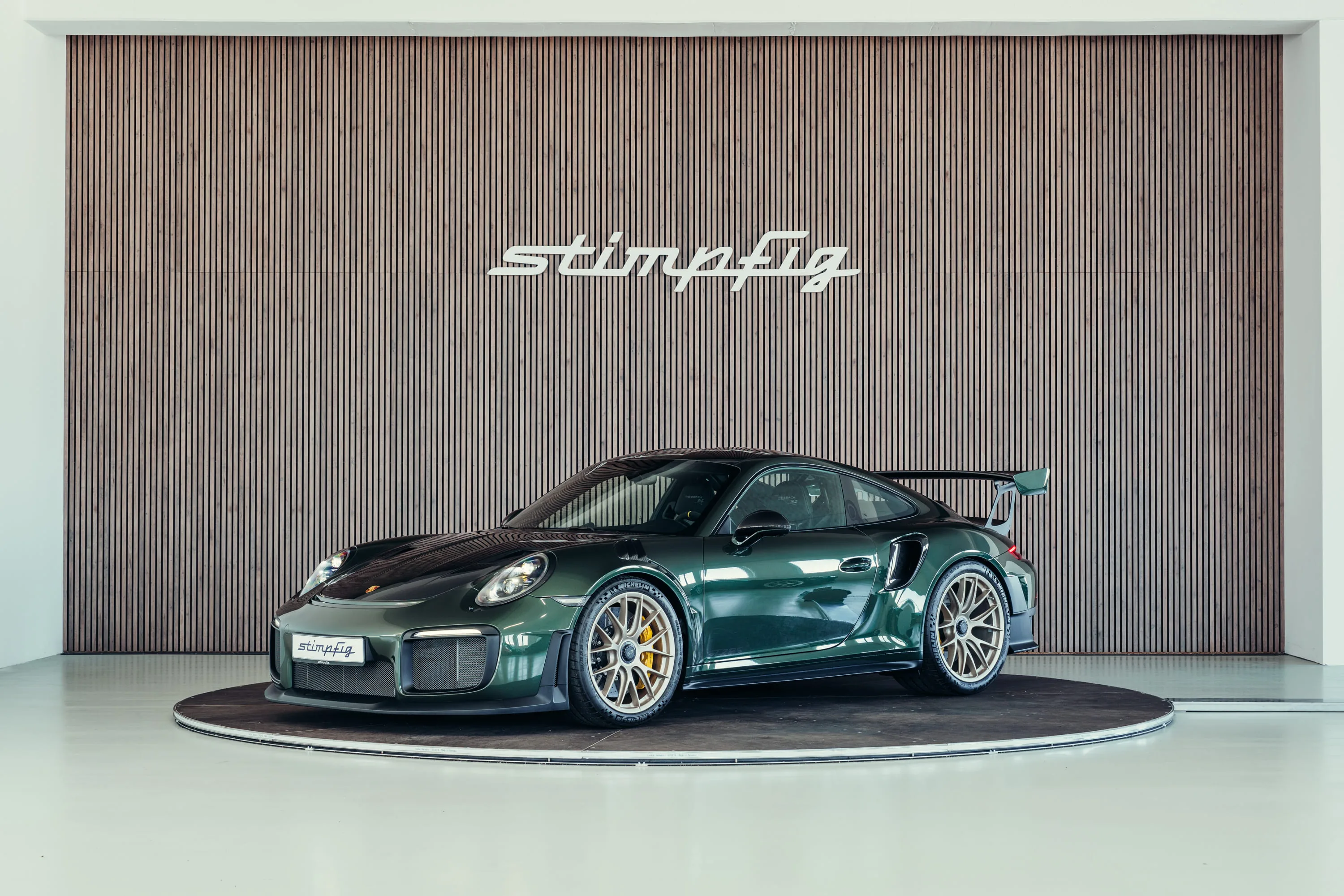 Porsche 911 GT2 RS For Sale - HYPERLUXE