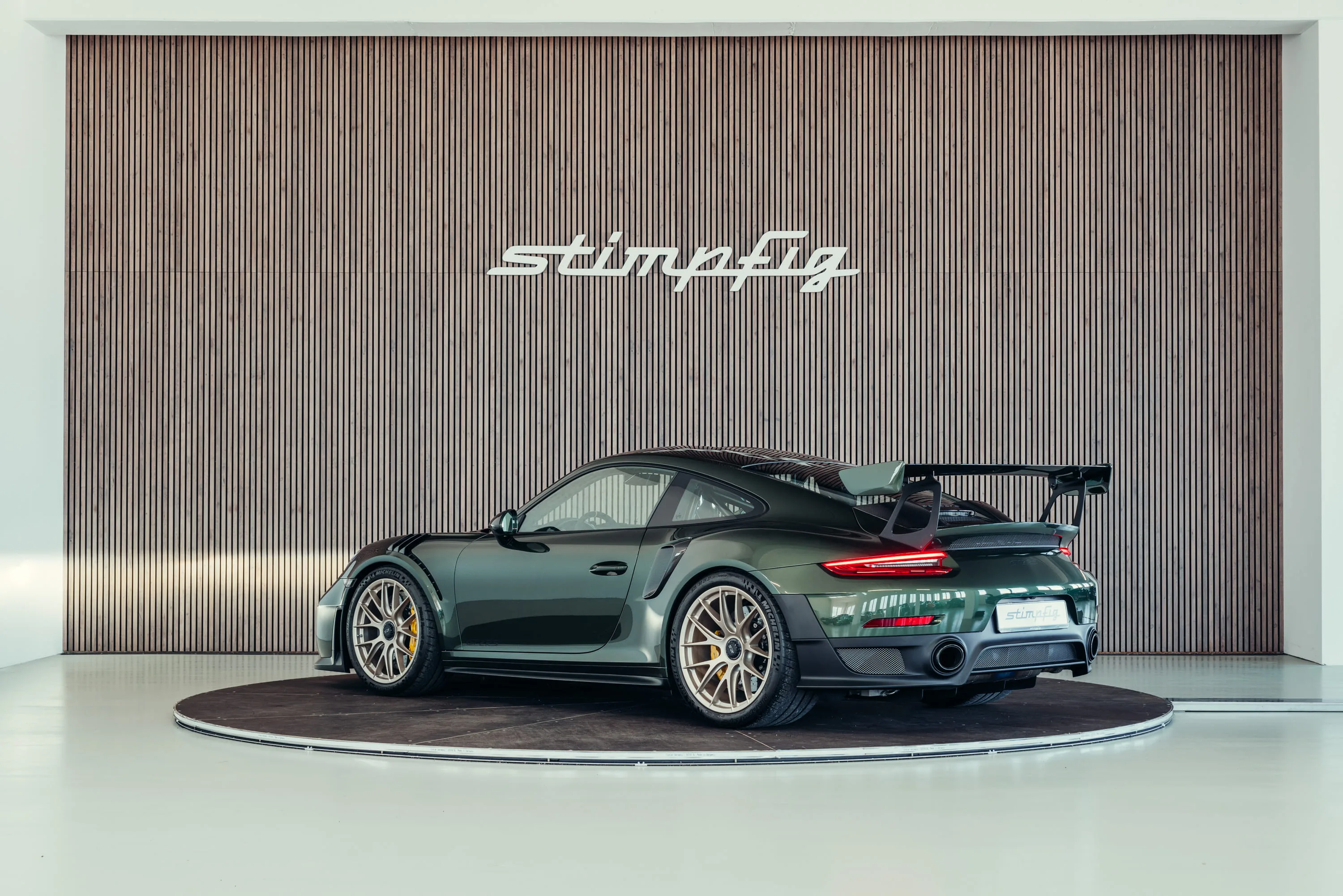 Porsche 911 GT2 RS
