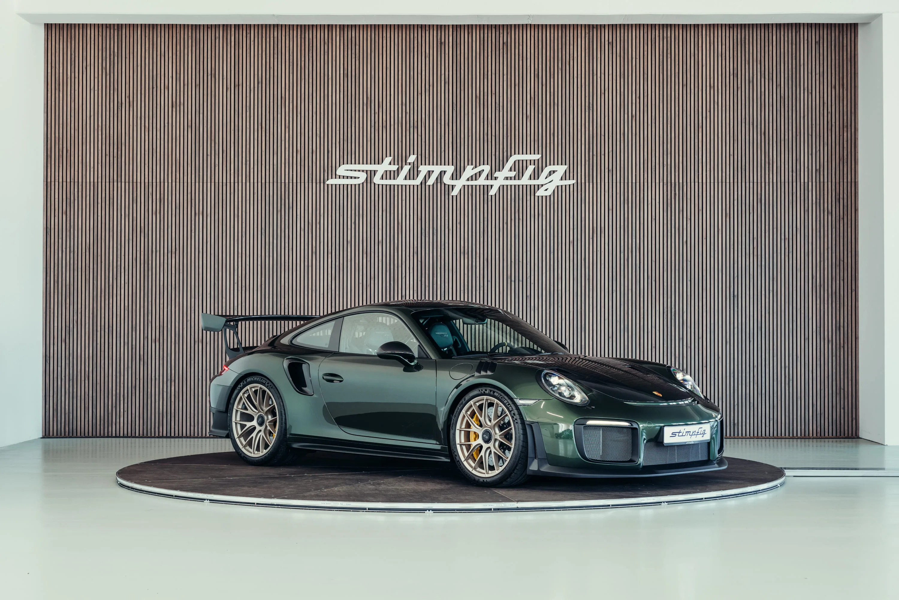 Porsche 911 GT2 RS