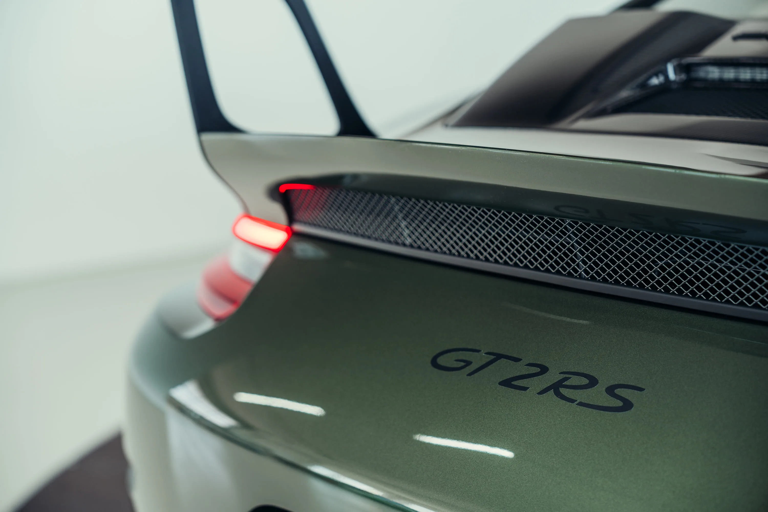Porsche 911 GT2 RS