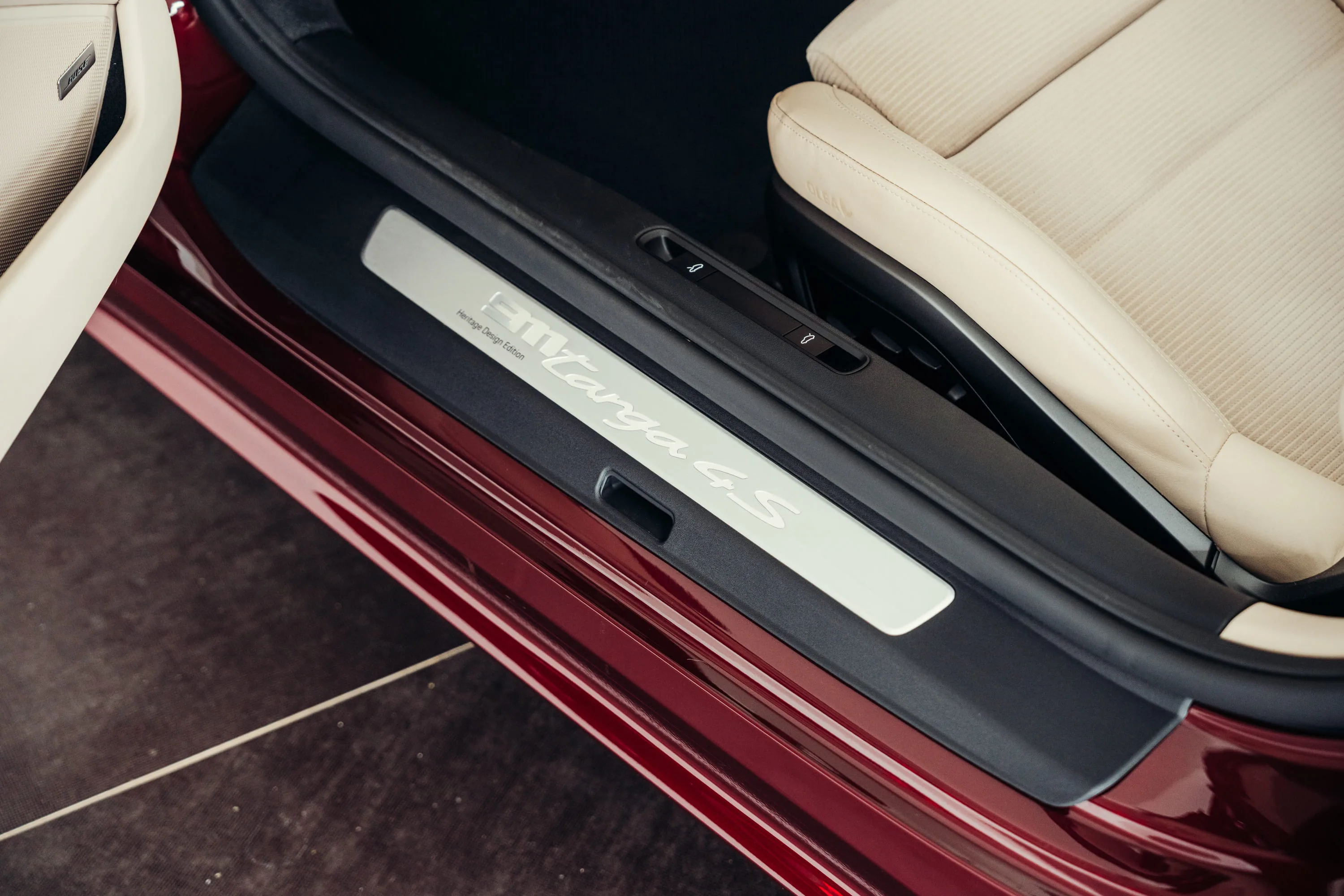 Porsche 911 Targa 4S Heritage Design