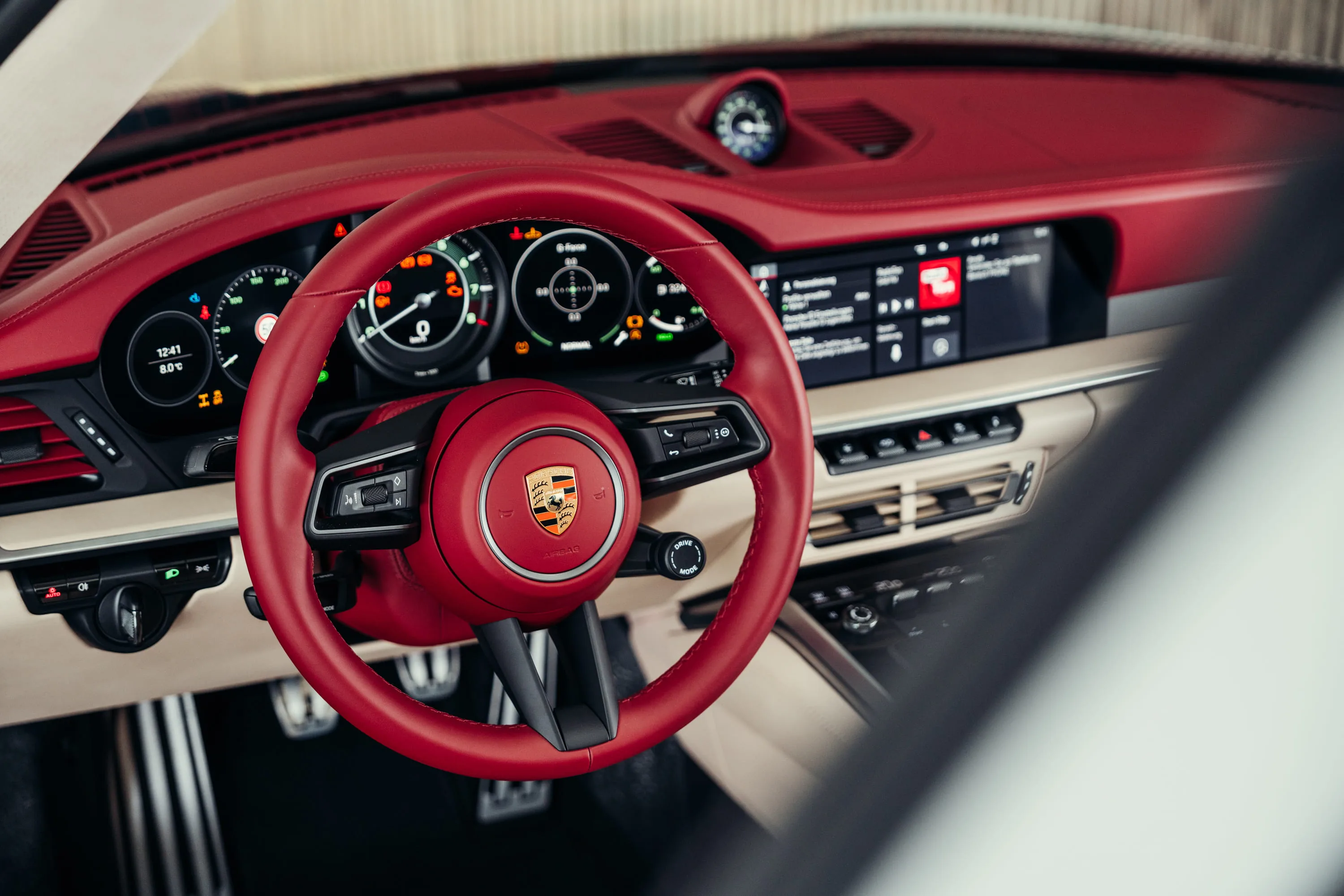 Porsche 911 Targa 4S Heritage Design