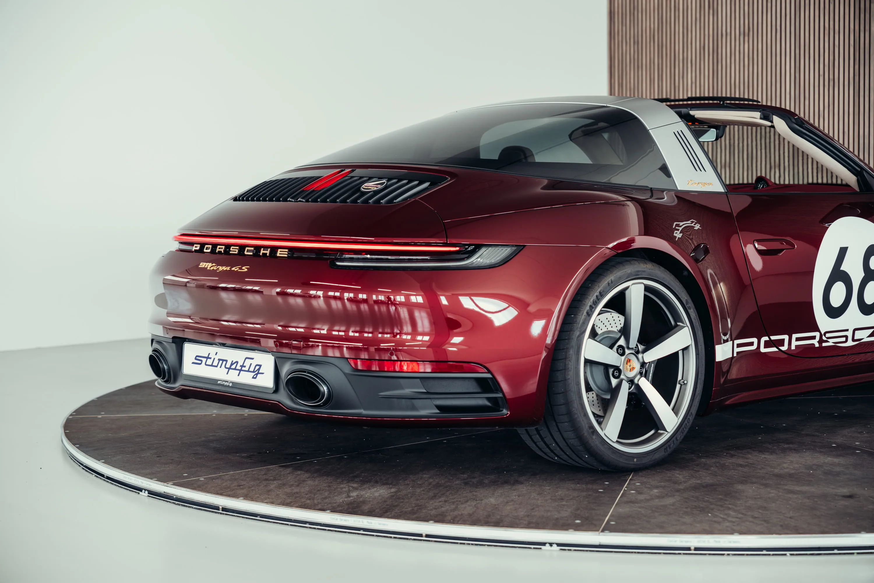 Porsche 911 Targa 4S Heritage Design