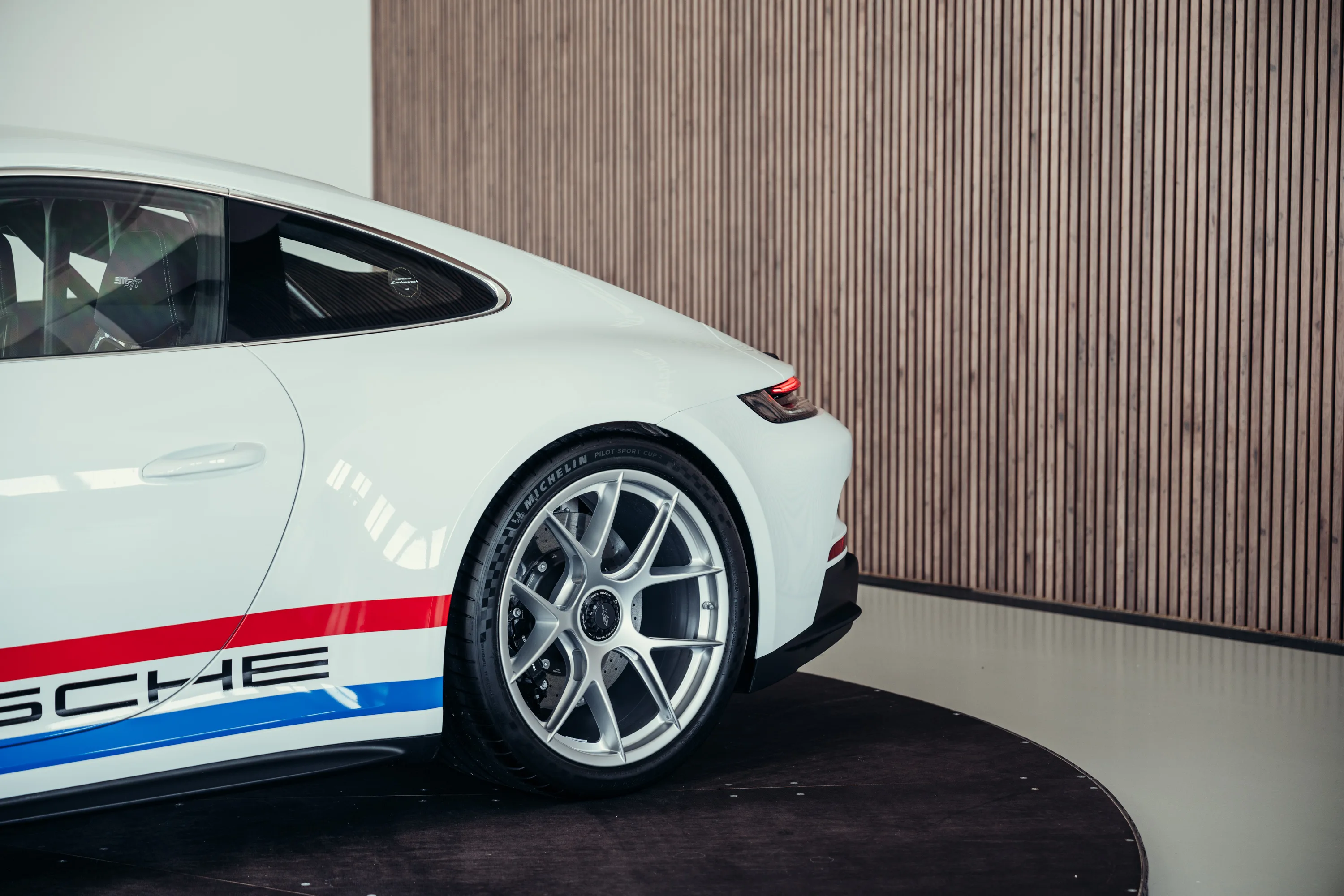 Porsche 911 S/T