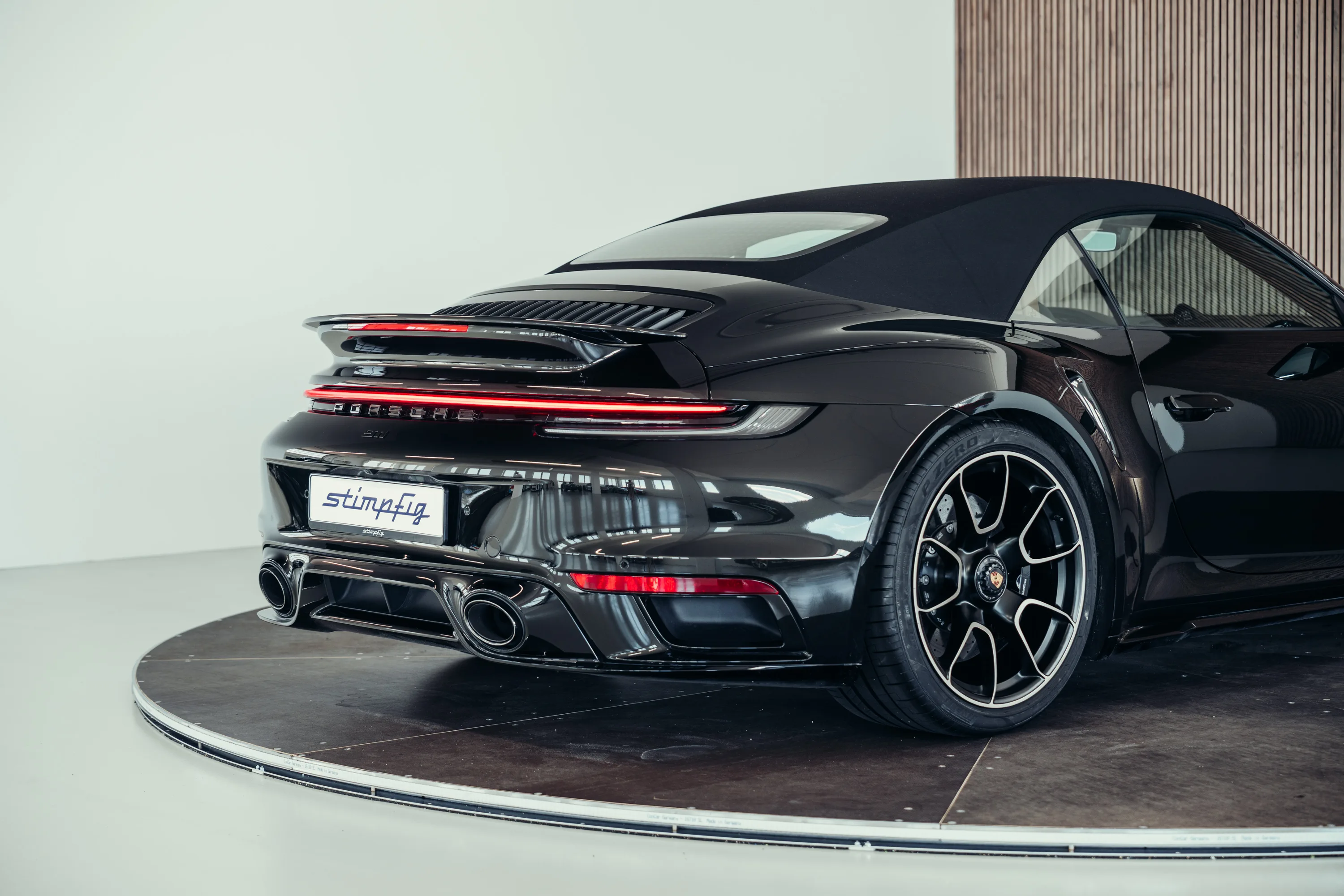 Porsche 911 Turbo S Cabriolet