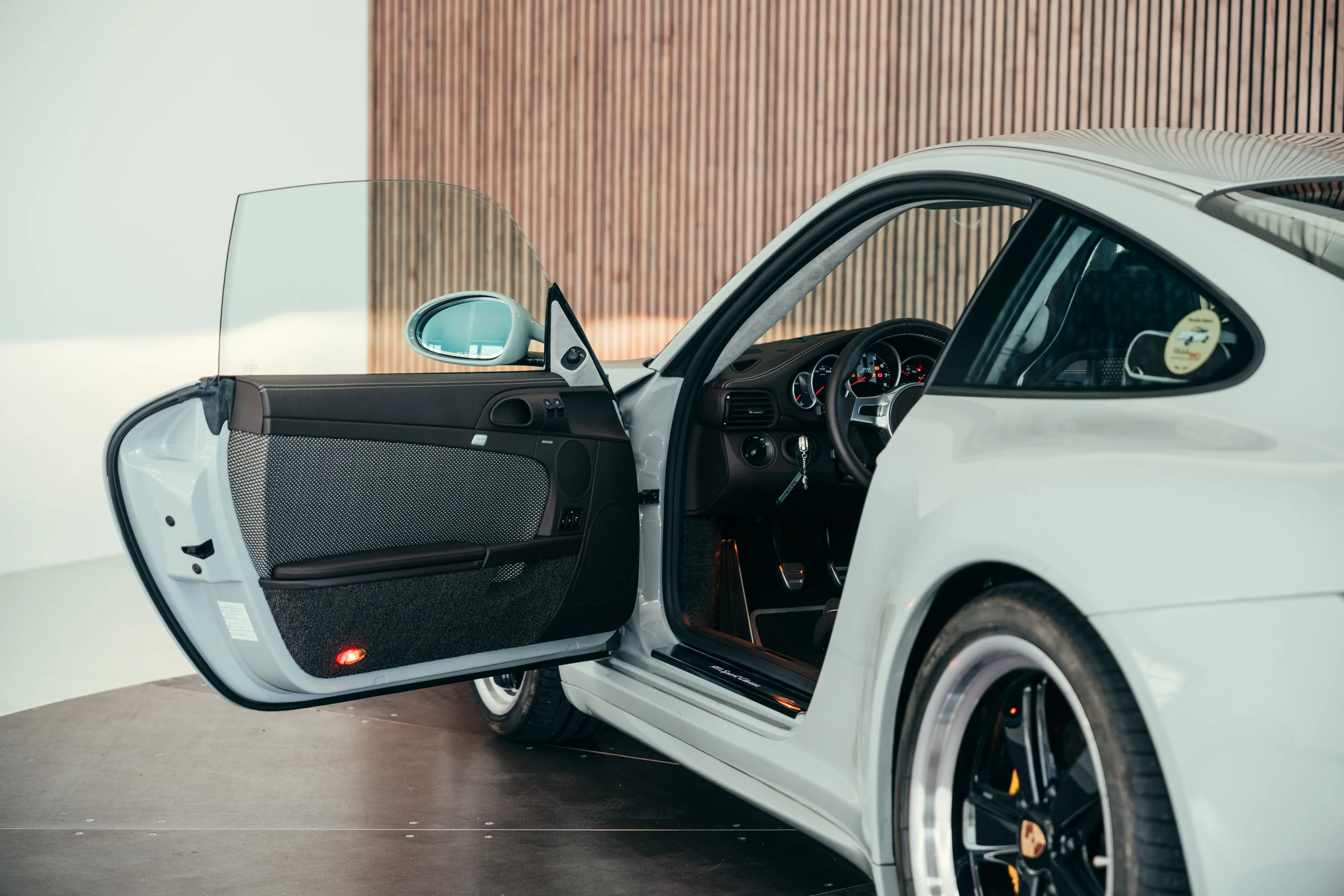 Porsche 911 Sport Classic