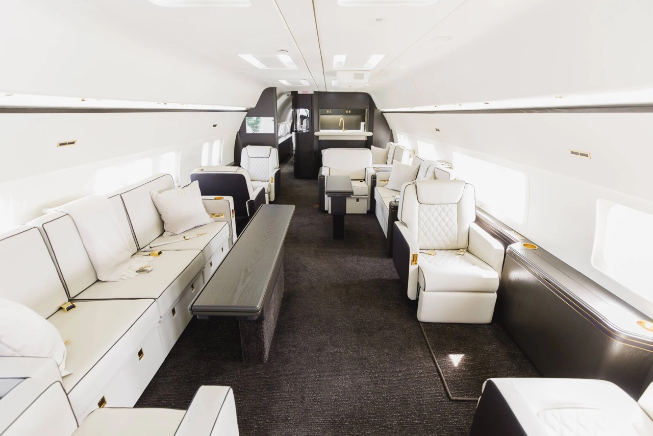 Boeing BBJ main cabin
