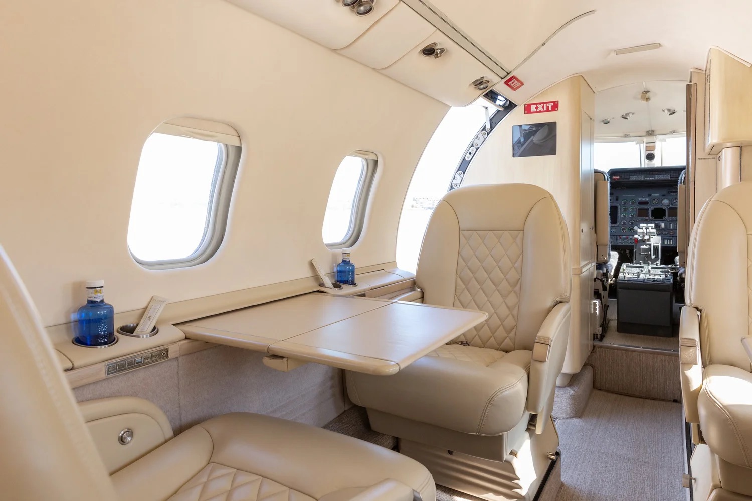 Learjet 60