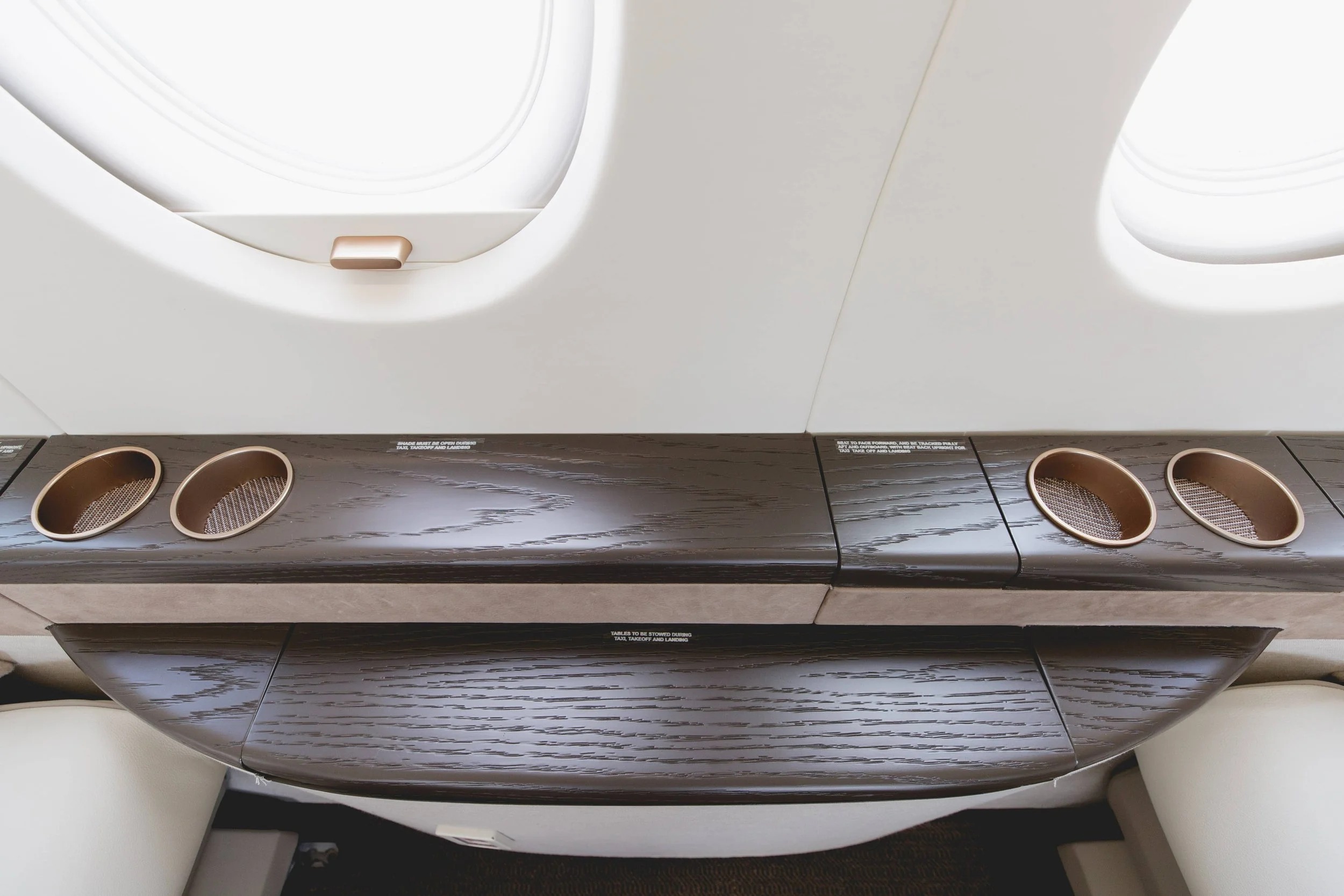 Falcon 2000 cabin detail