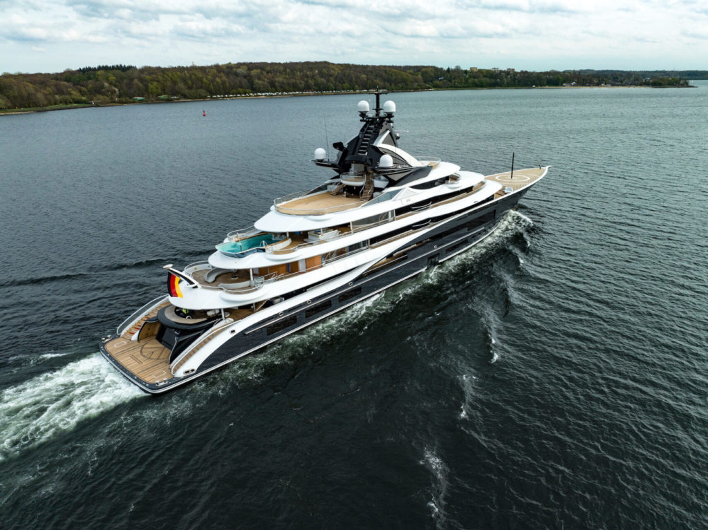 KISMET Yacht