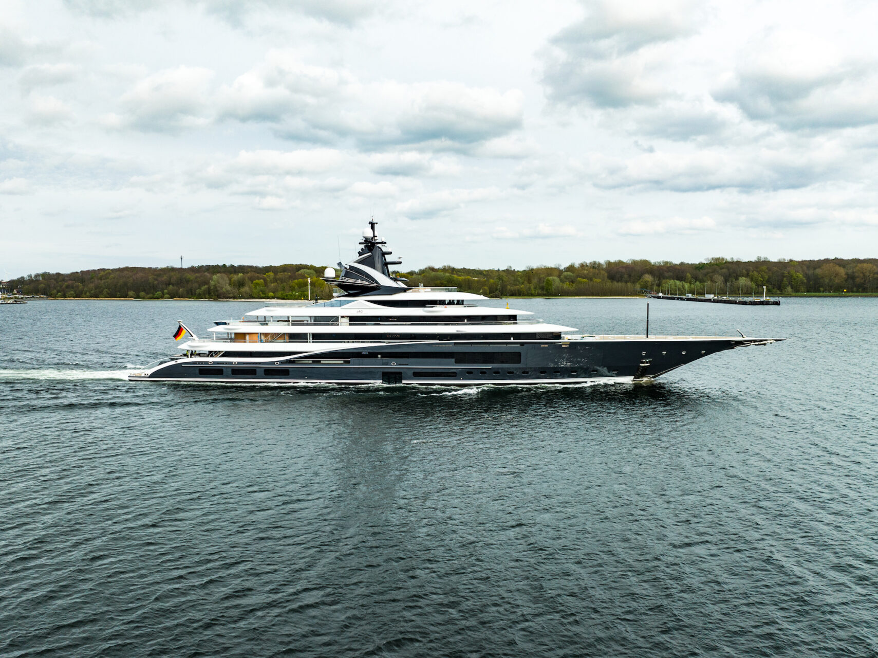 KISMET Yacht